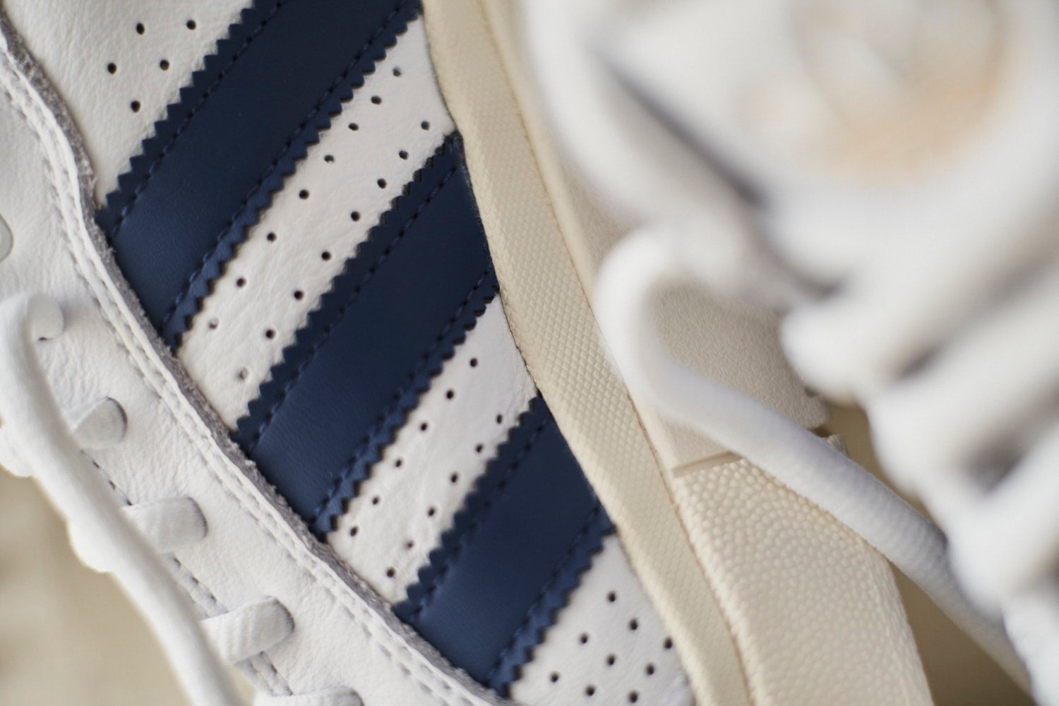 Adidas Tyshawn Low Skate Schuhe Herren Skate-Sneakers Adidas Skateboarding