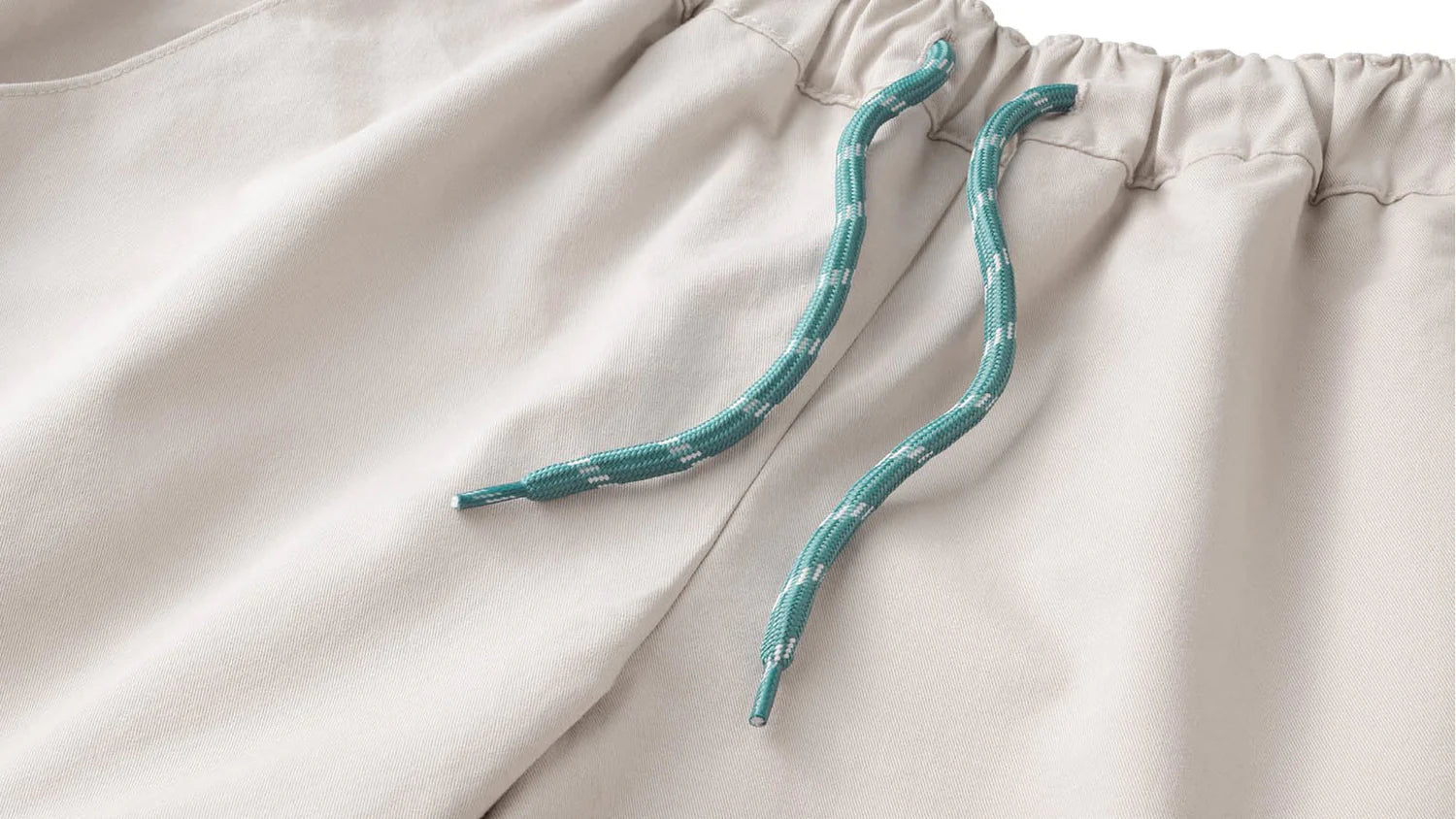 Karhu Trampas Shorts Herren Outdoor-Short Karhu