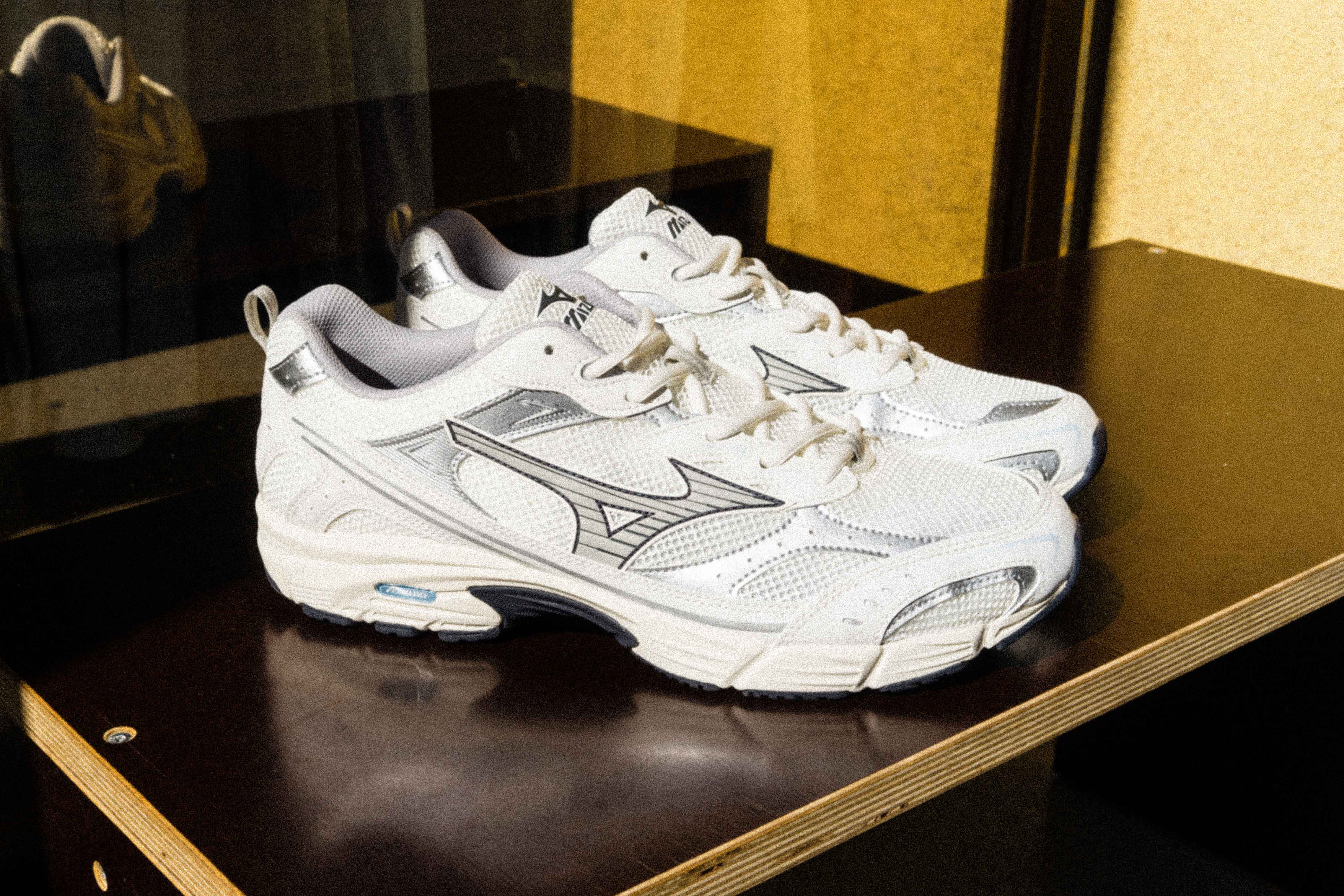 Mizuno MXR Retro Sneaker Unisex Sneaker Mizuno