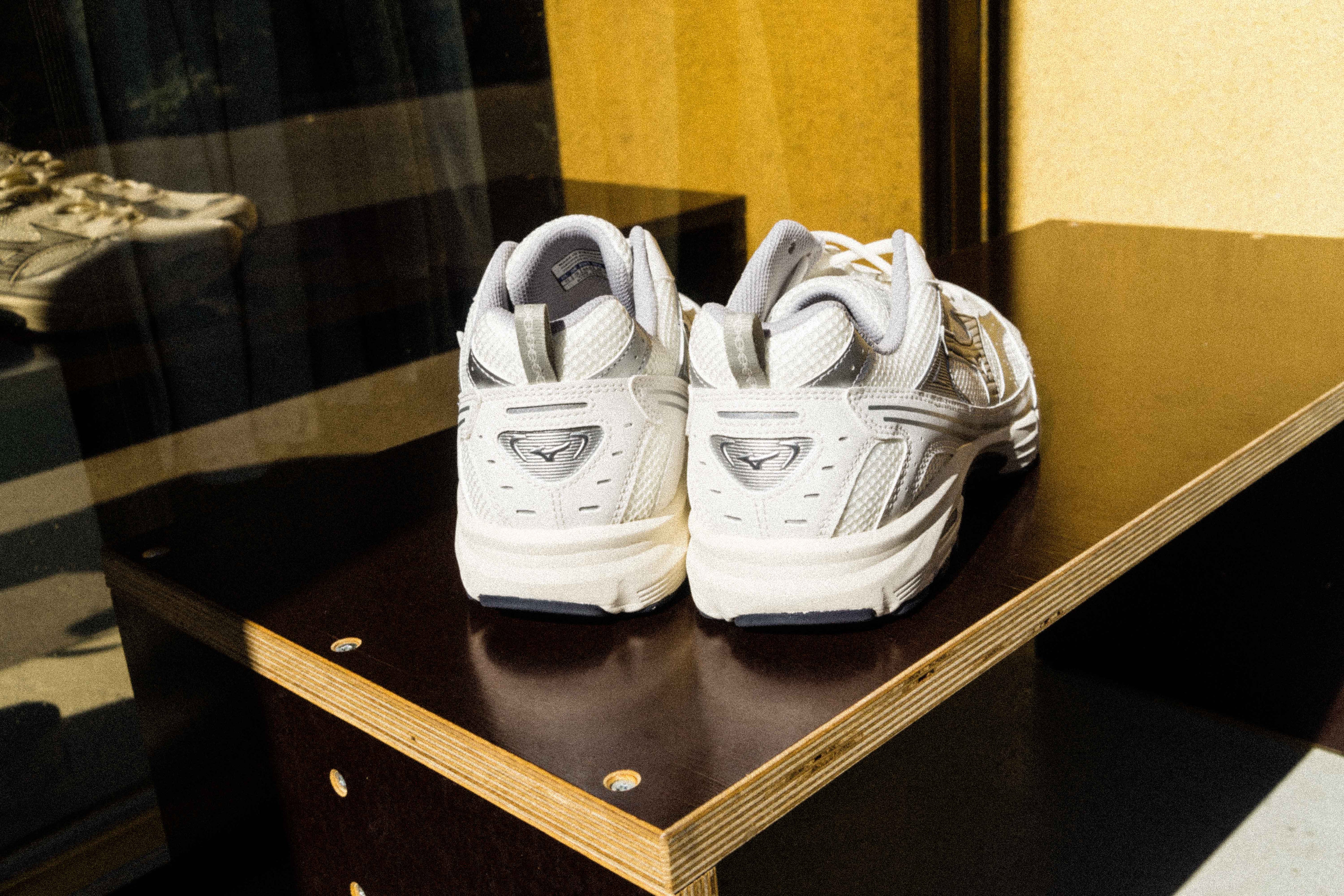 Mizuno MXR Retro Sneaker Unisex Sneaker Mizuno