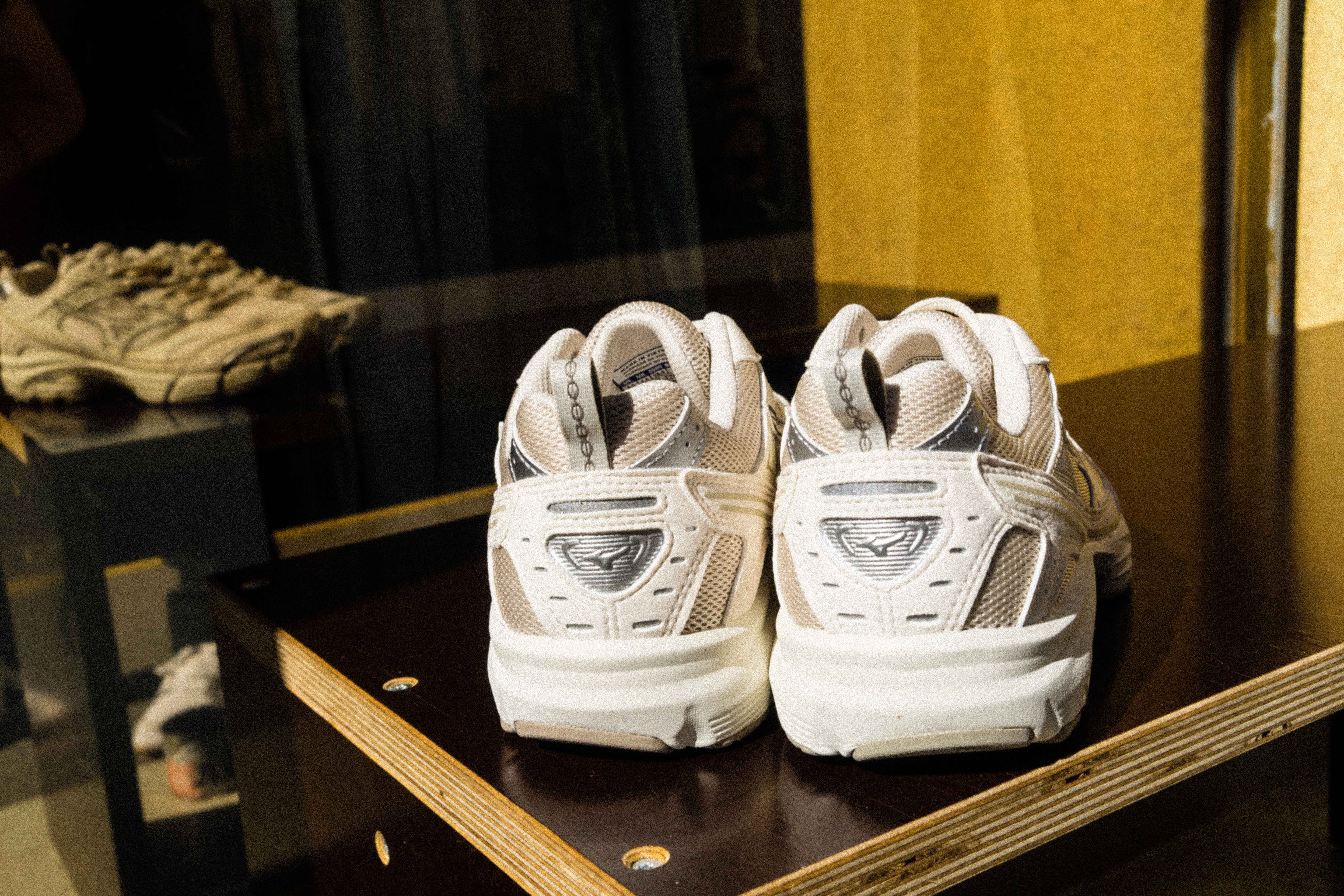 Mizuno MXR Suede Sneaker Damen Sneaker Mizuno