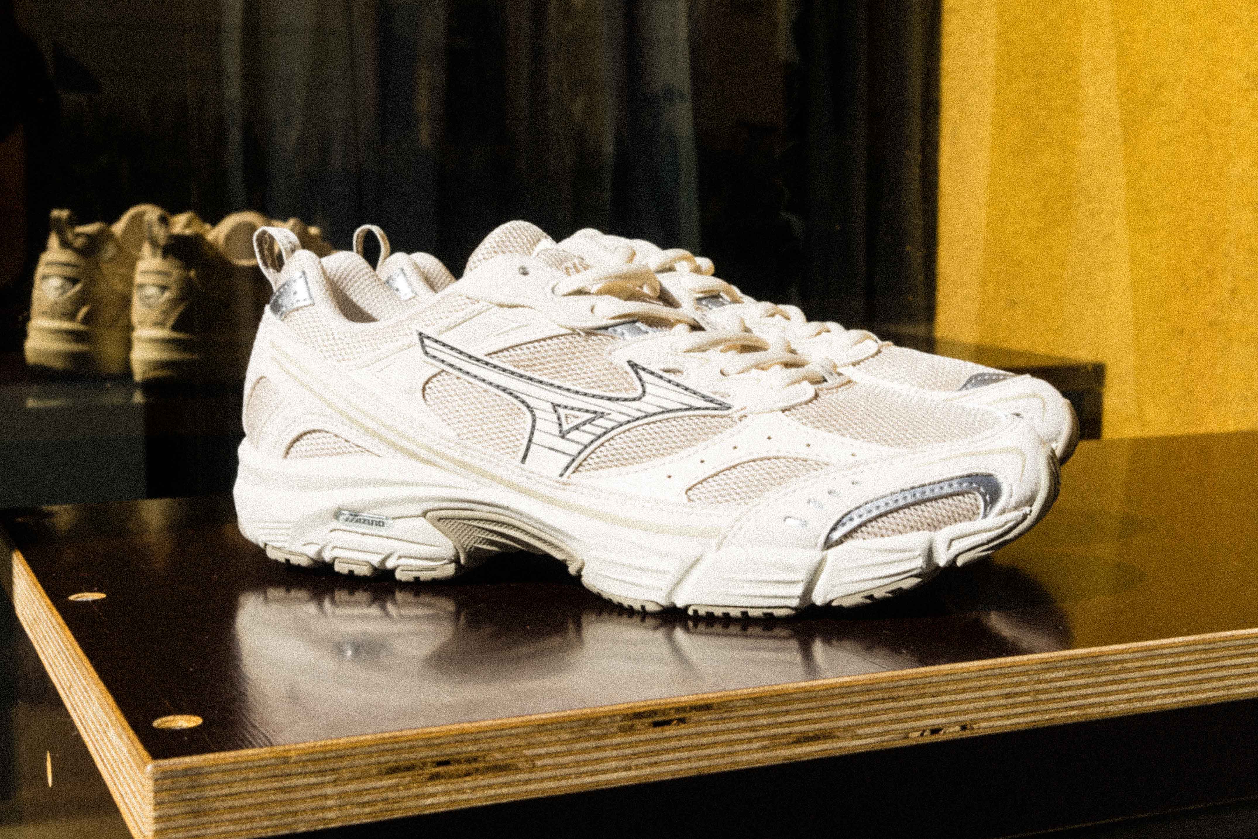 Mizuno MXR Suede Sneaker Damen Sneaker Mizuno