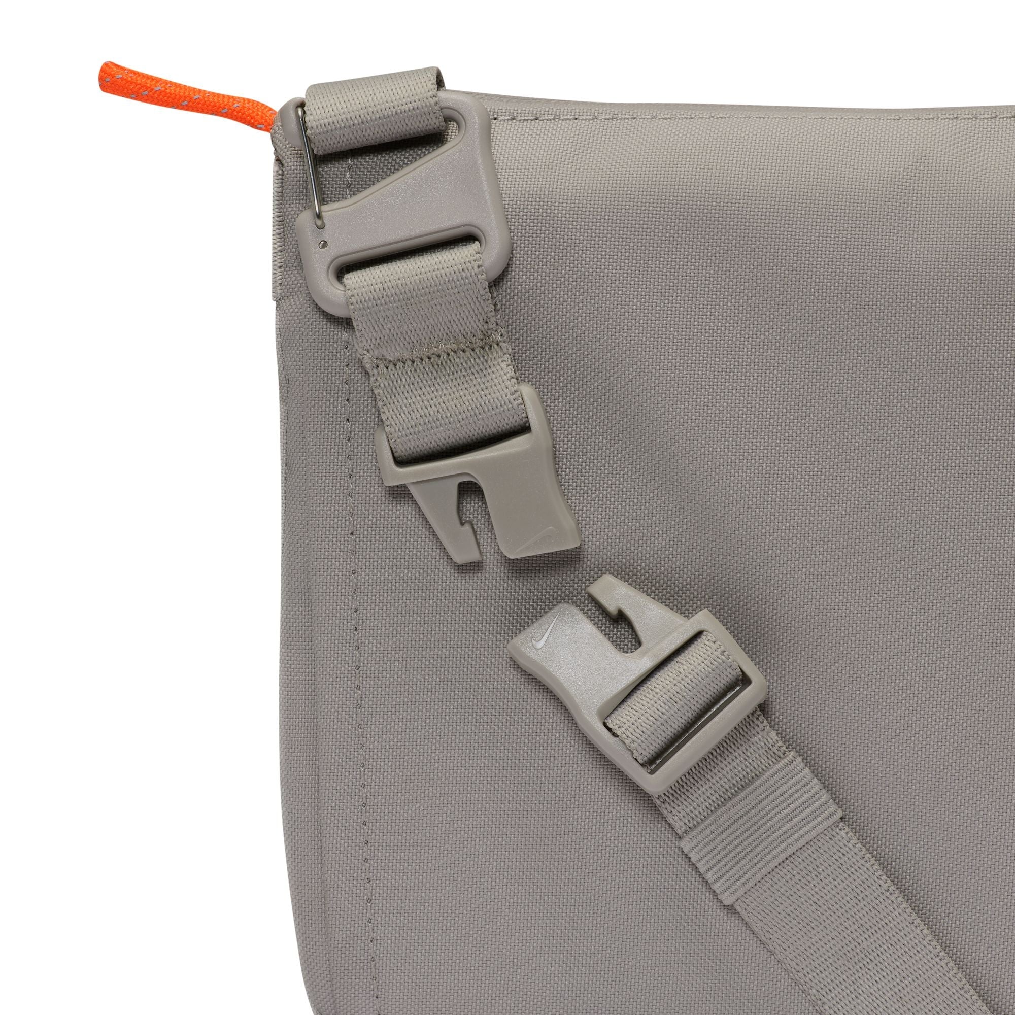 Nike ACG DAYMAX Crossbody Tasche Umhängetasche Nike ACG