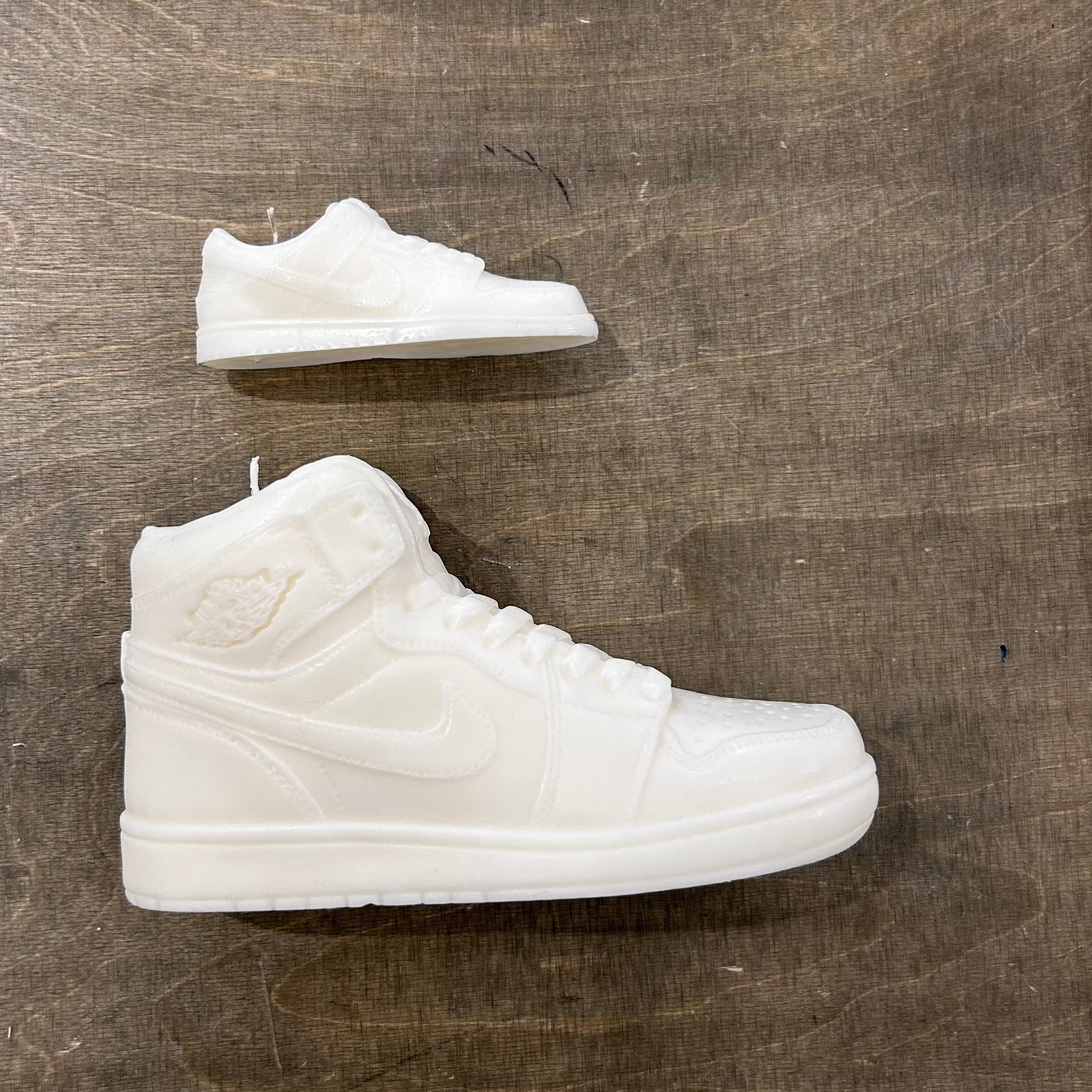 Nike Air Jordan I Duftkerze "Lime Basil/Mandarine" - Big Duftkerzen MAKAGI Studio