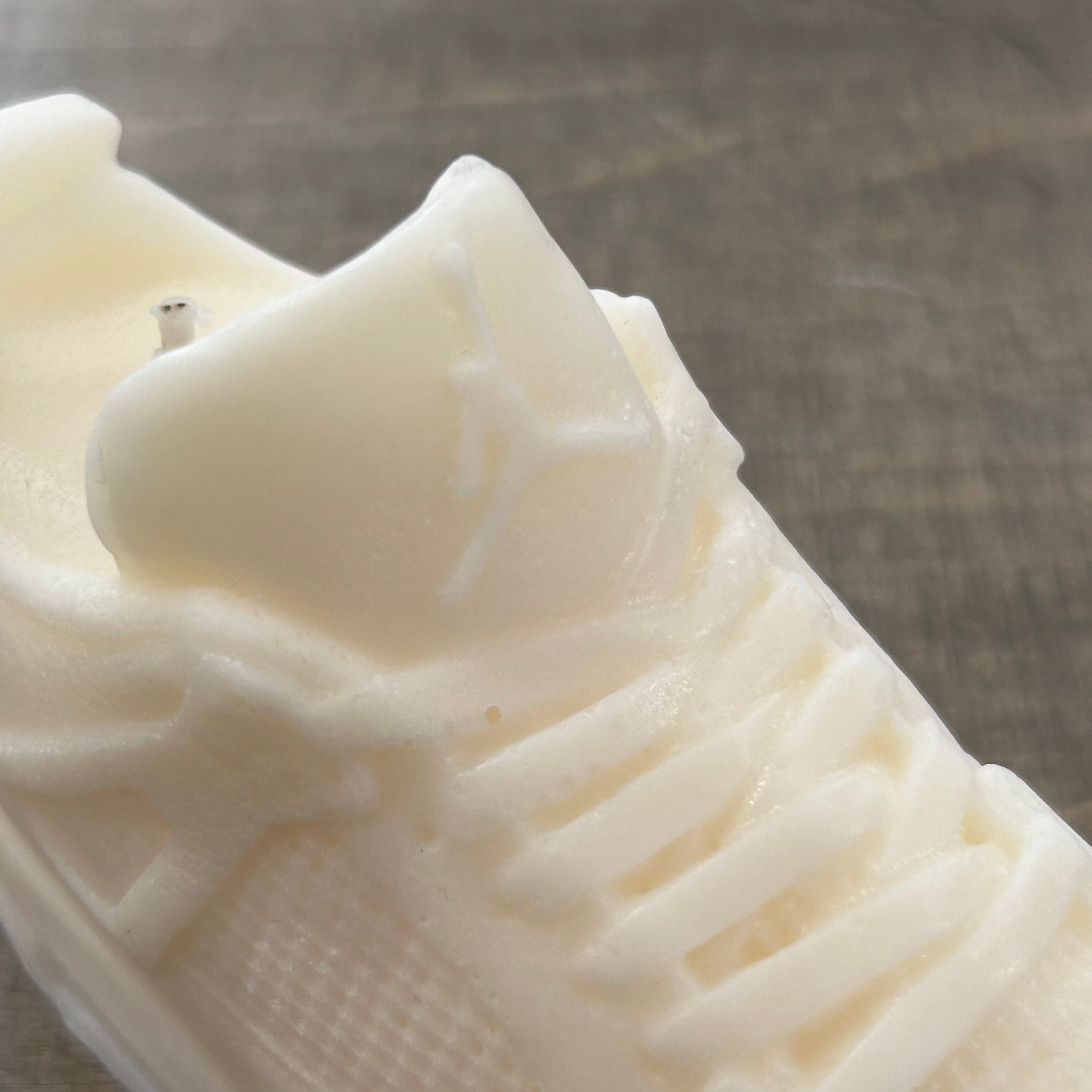 Nike Air Jordan IV Duftkerze "Lime Basil/Mandarine" - Small Duftkerzen MAKAGI Studio