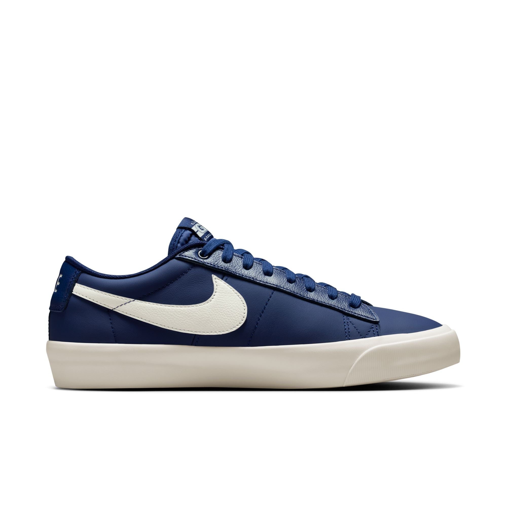 Nike SB Blazer Low Pro GT Skate Schuhe Unisex Skate-Sneakers Nike Skateboarding