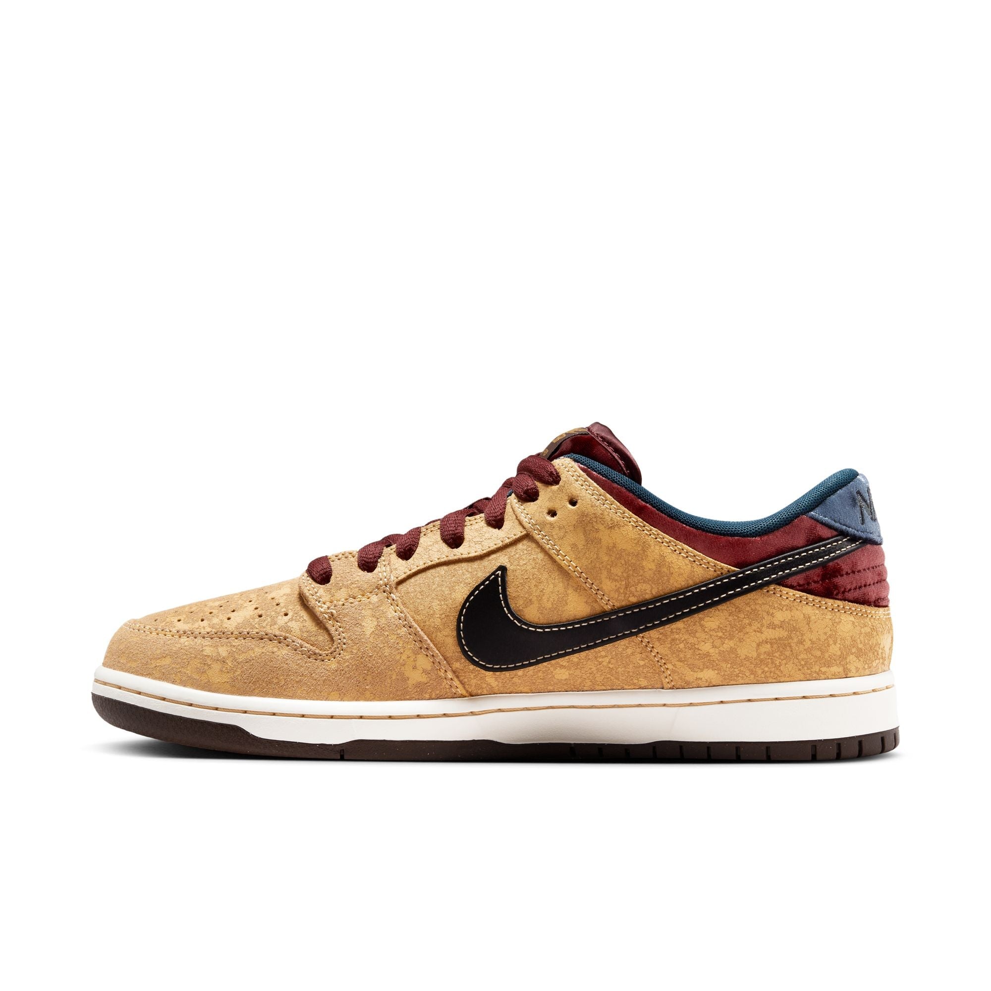 Nike SB Dunk Low City of Cinema Schuhe Skate-Sneakers Nike Skateboarding