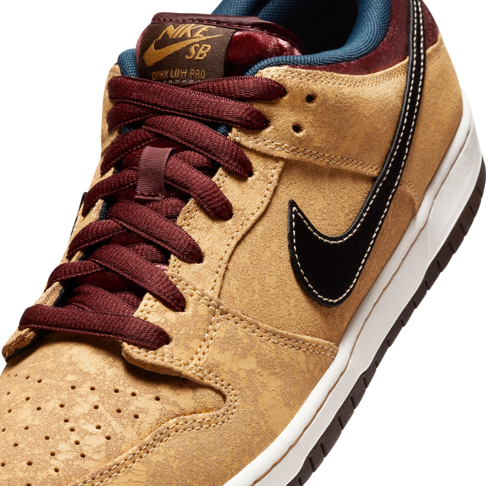 Nike SB Dunk Low City of Cinema Schuhe Skate-Sneakers Nike Skateboarding