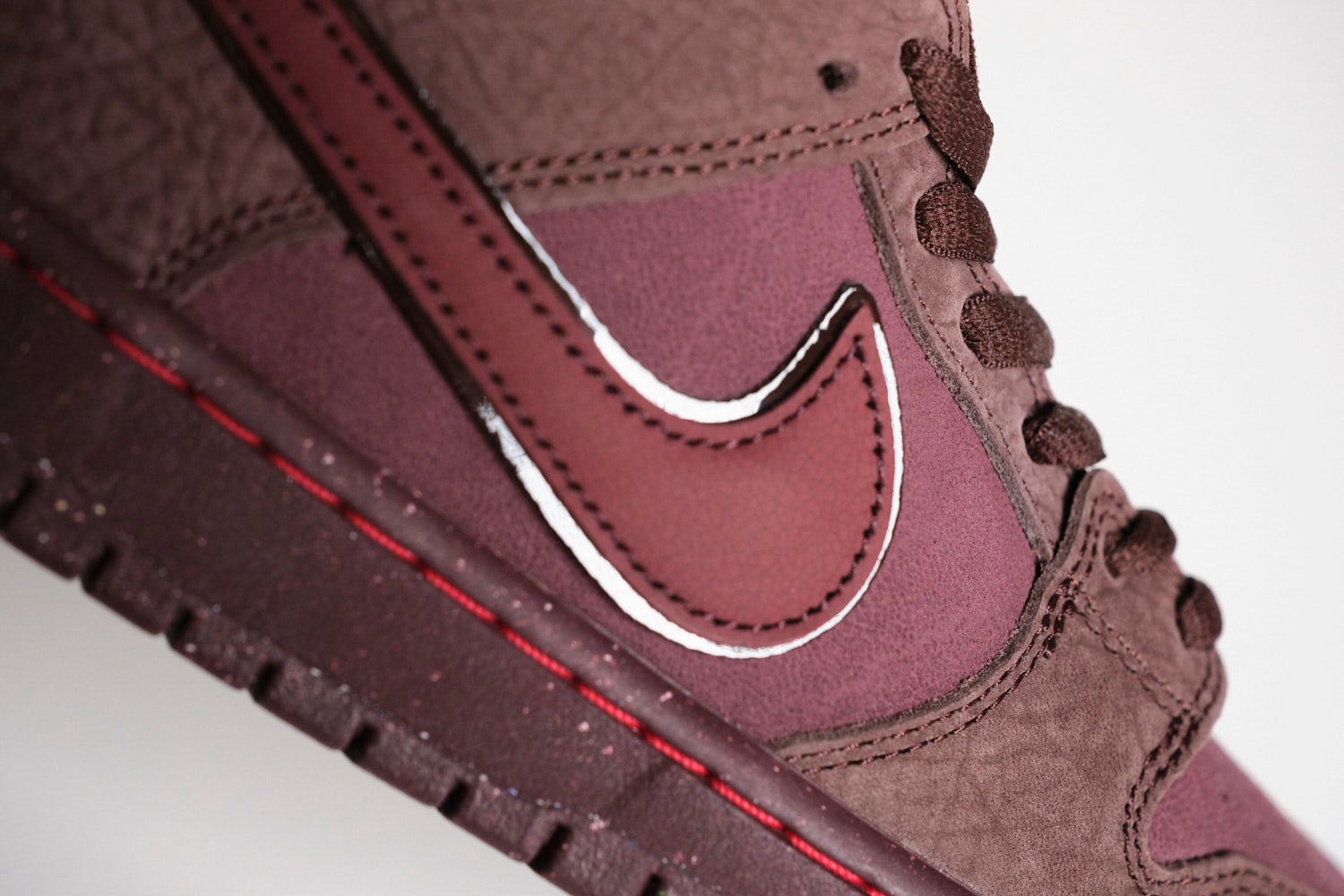 Nike SB Dunk Low Premium "City of Love" Skate Schuhe Unisex Skate-Sneakers Nike Skateboarding