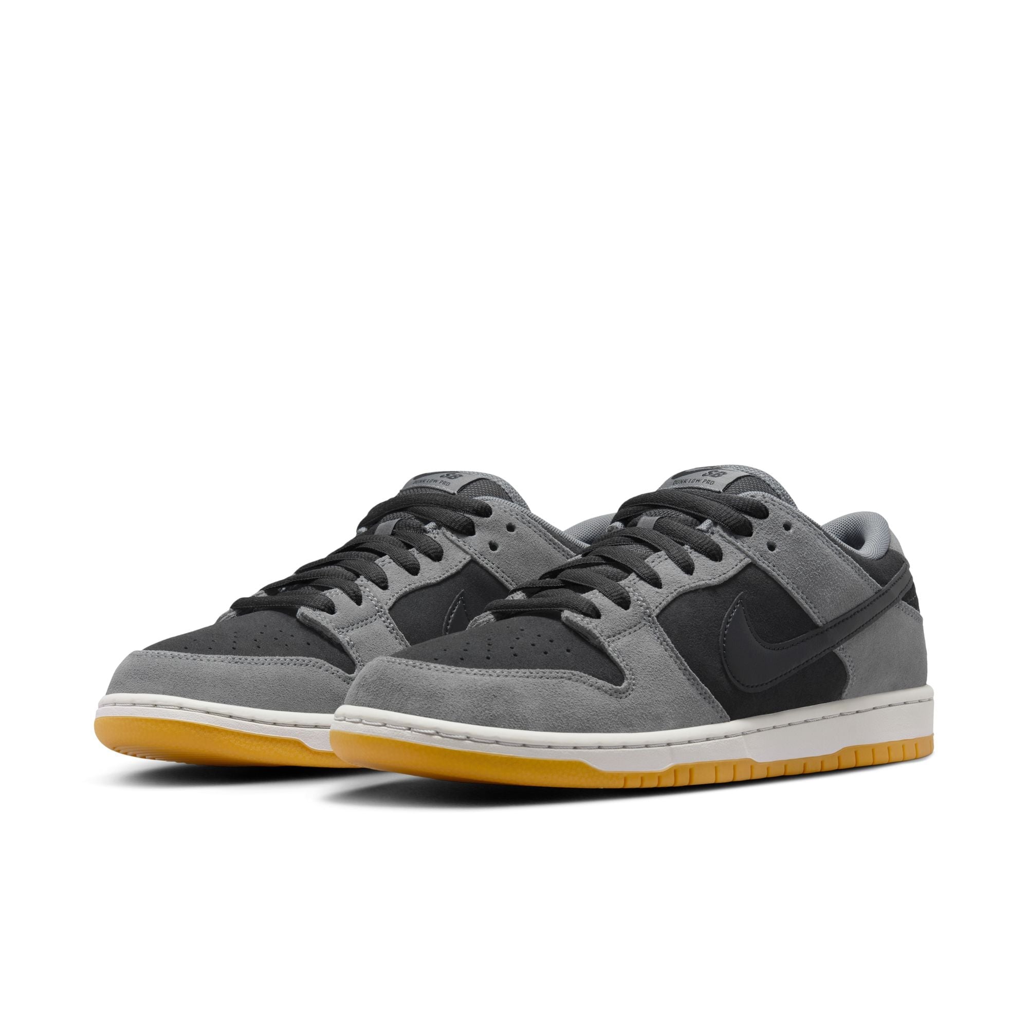 Nike SB Dunk Low Pro Black & Smoke Grey Skate Schuhe Skate-Sneakers Nike Skateboarding