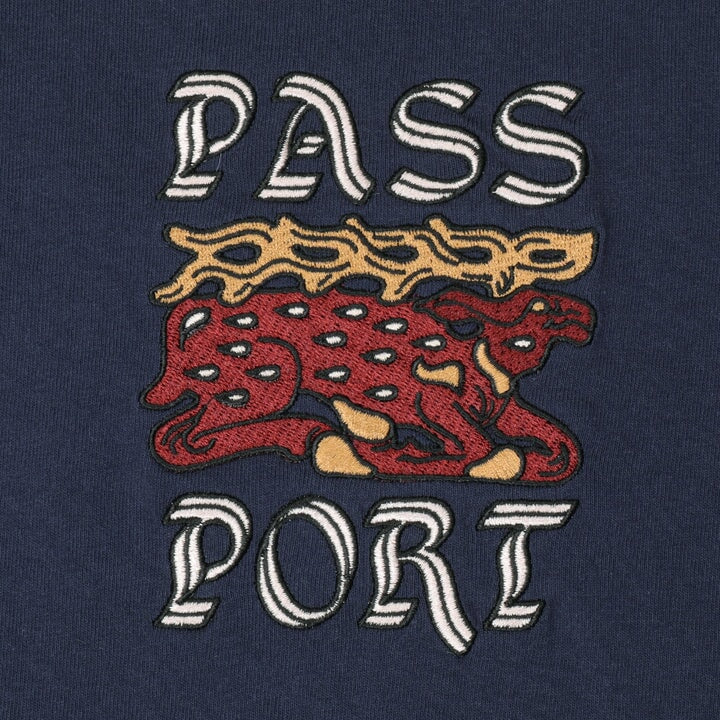 Pass~Port Antler T-Shirt Herren T-Shirt Passport Skateboards