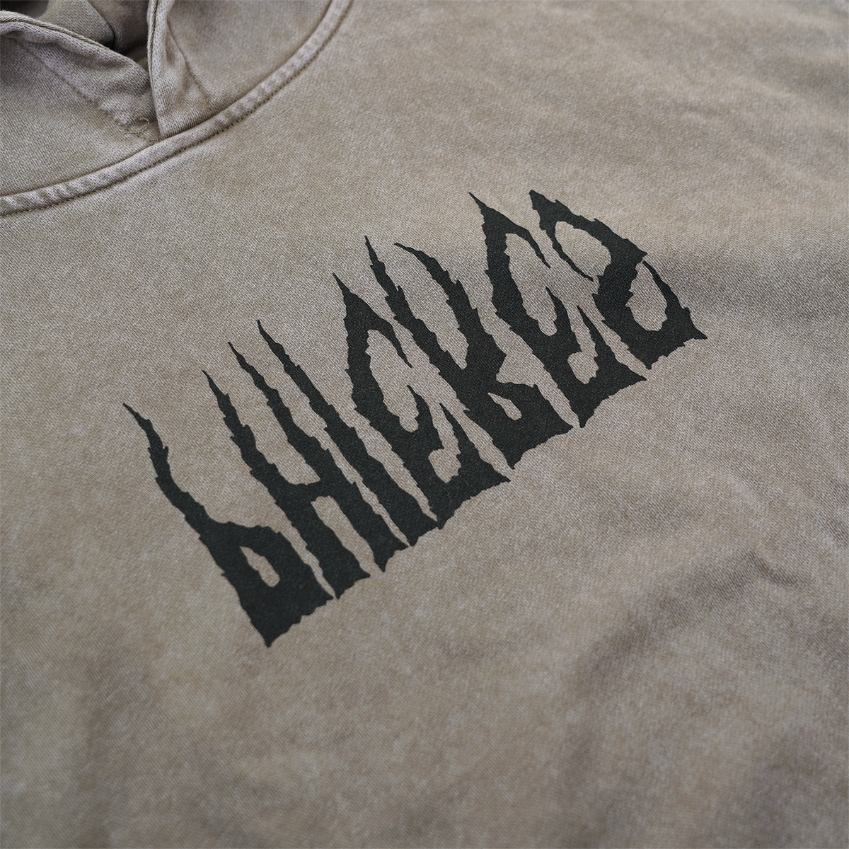 Hellphaiser Hood Walnut Bild 2