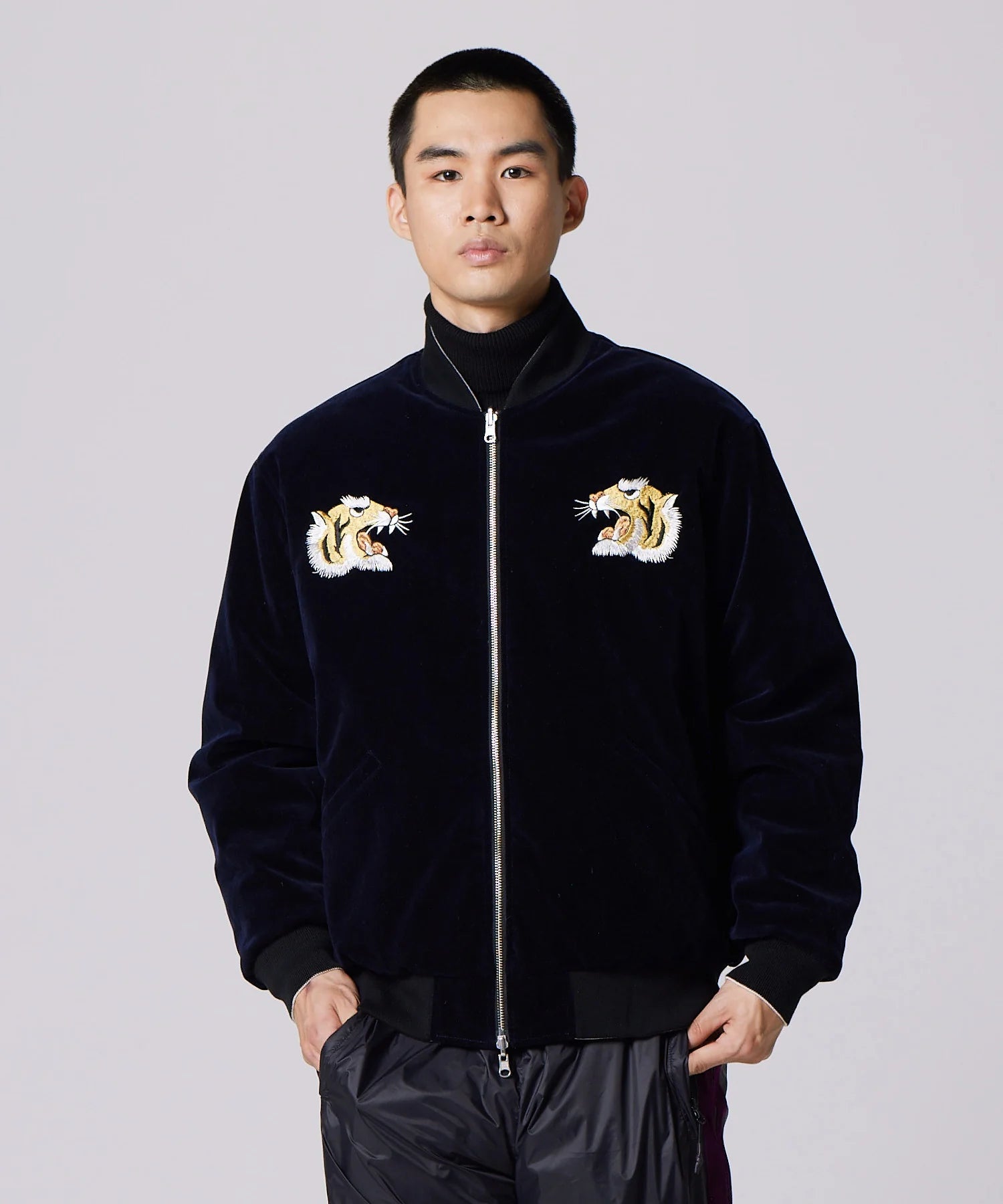 Taion x JPNSP Reversible Sukajan Down Jacket Herren Casual-Jacke Taion