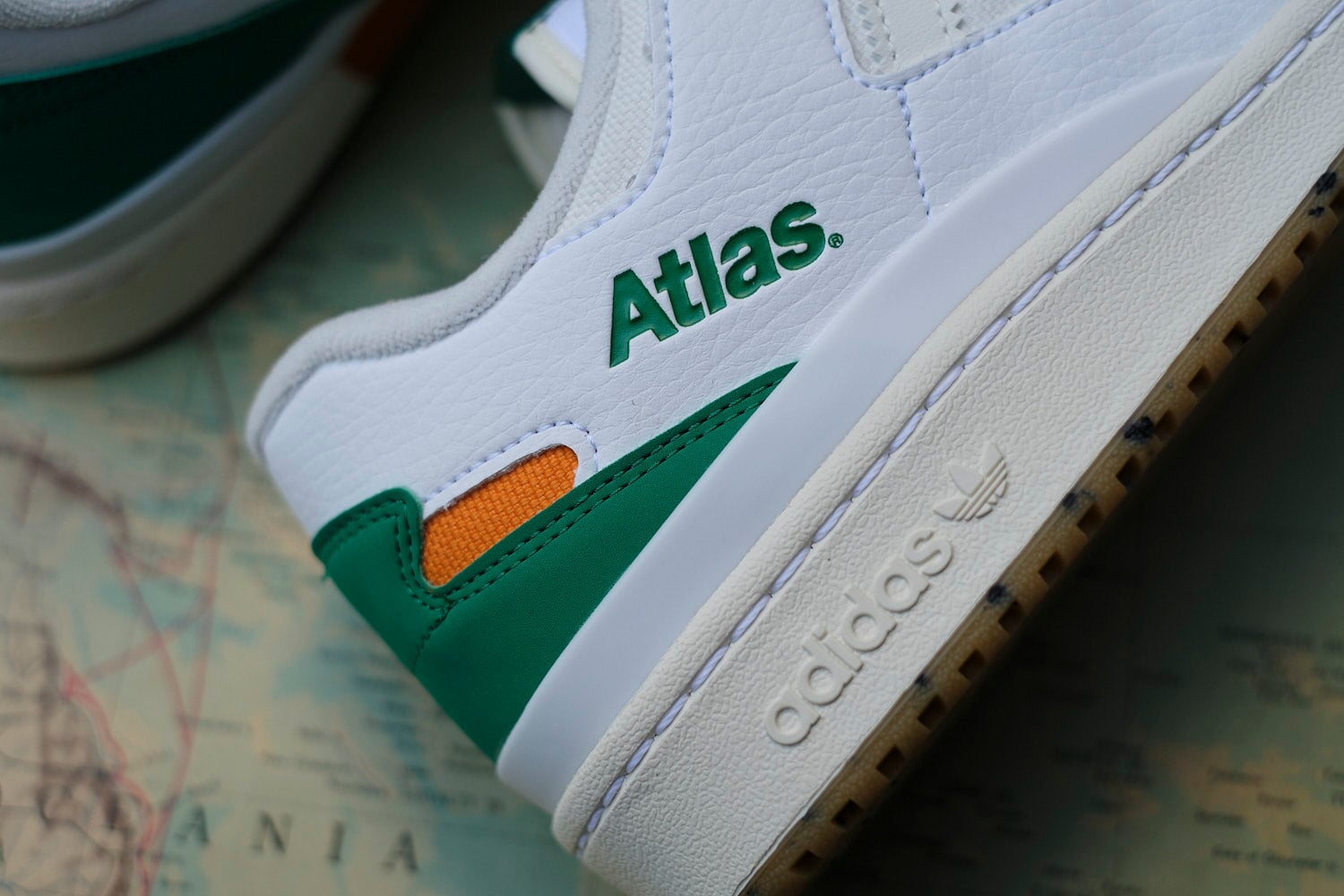 Adidas Atlas Forum ADV - White-Green-Orange Sneaker adidas Skateboarding 