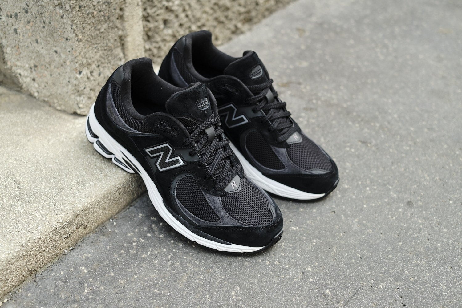 New Balance M2002RBK Herren Sneakers Sneaker New Balance