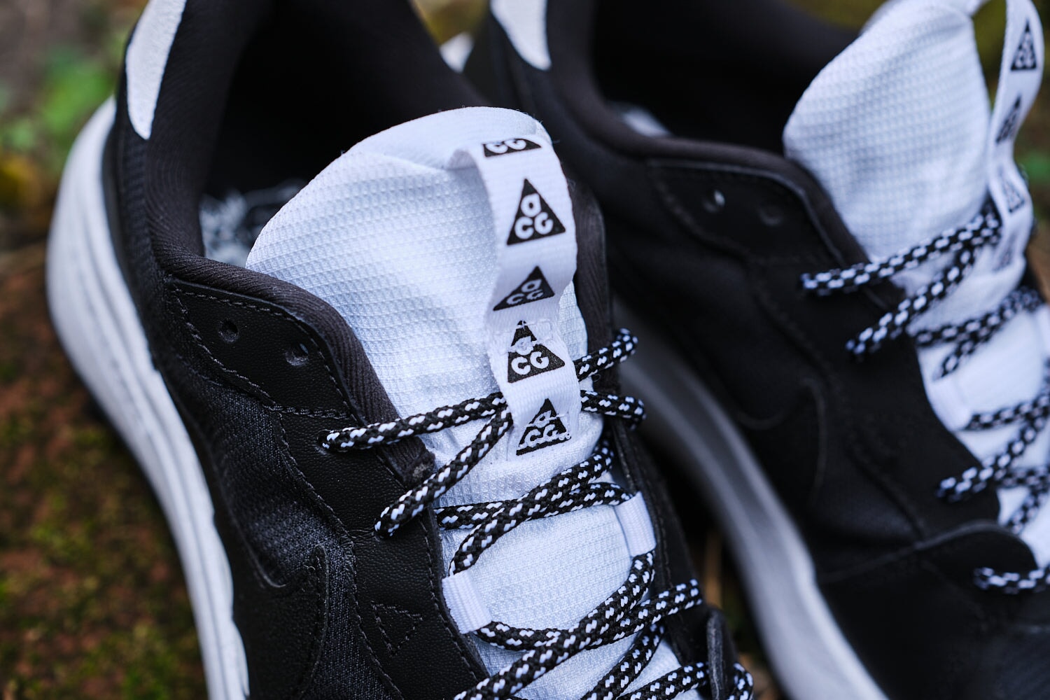 Nike ACG Lowcate Herren Schuhe Trekkingschuhe Nike ACG