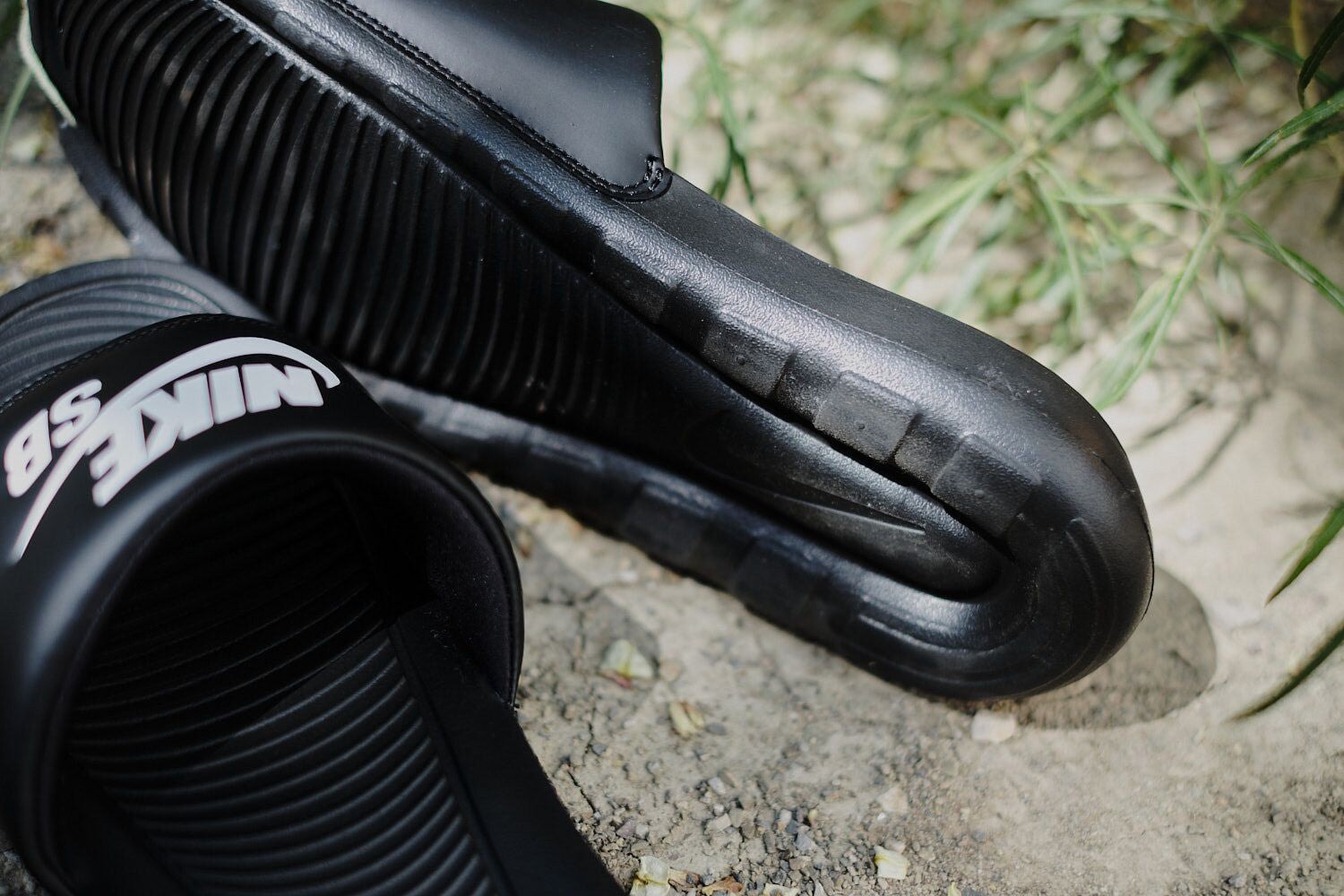 Nike SB Victori One Slide - Black-White Sandalen Nike Skateboarding