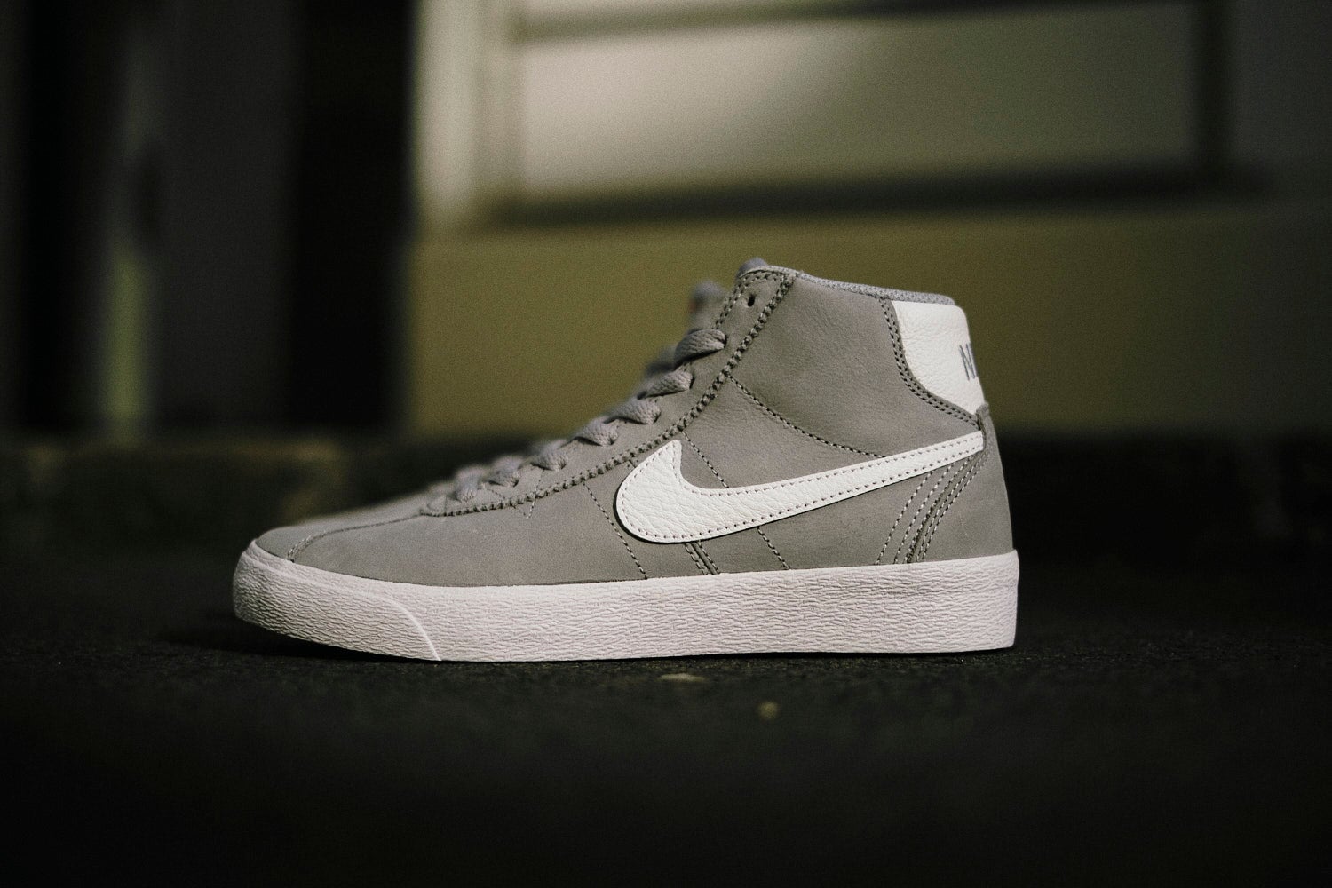 Nike SB Women Bruin High ISO - Wolf Grey-White Sneaker Nike Skateboarding