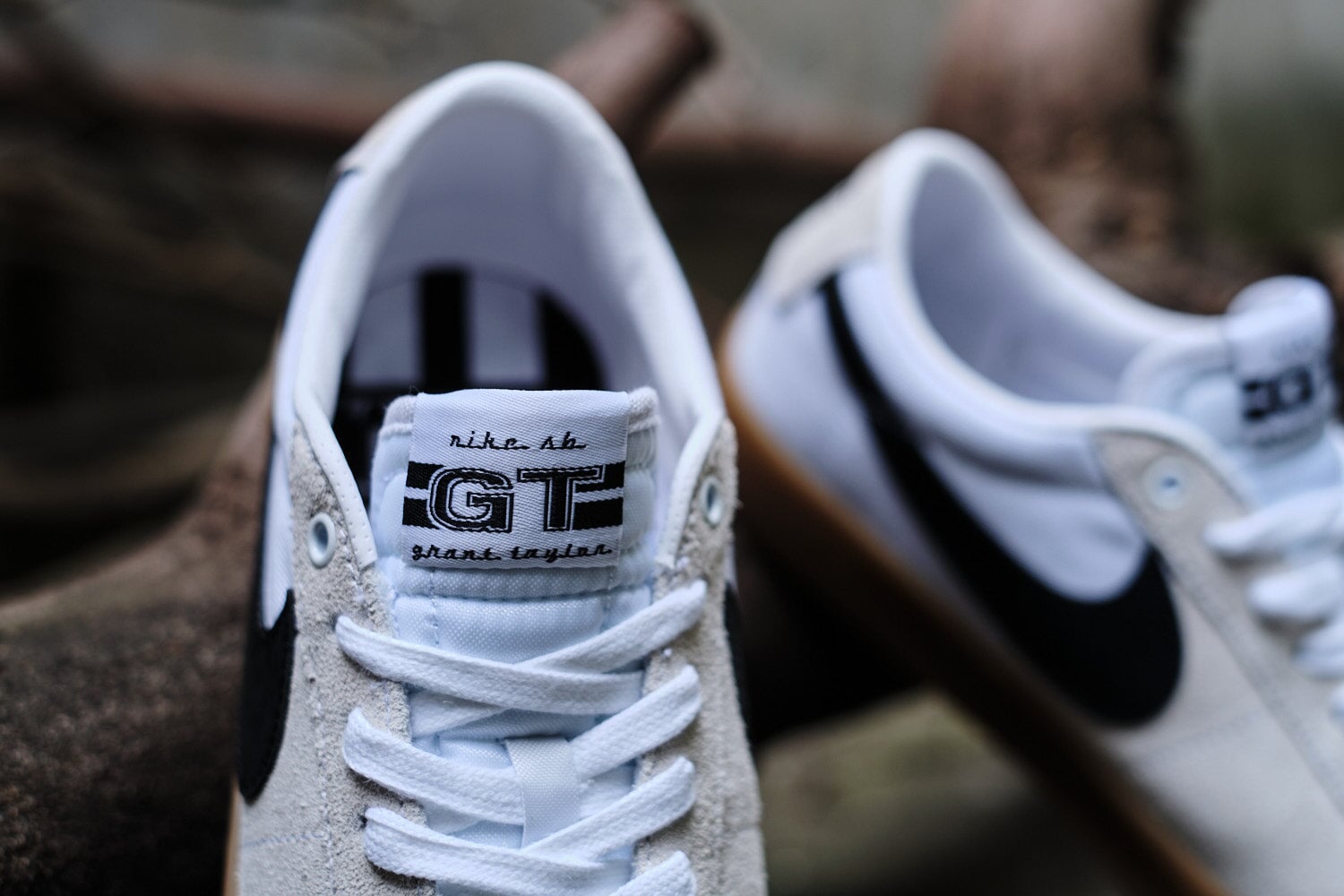 Nike SB Zoom Blazer Low Pro GT - White/Black Sneaker Nike Skateboarding