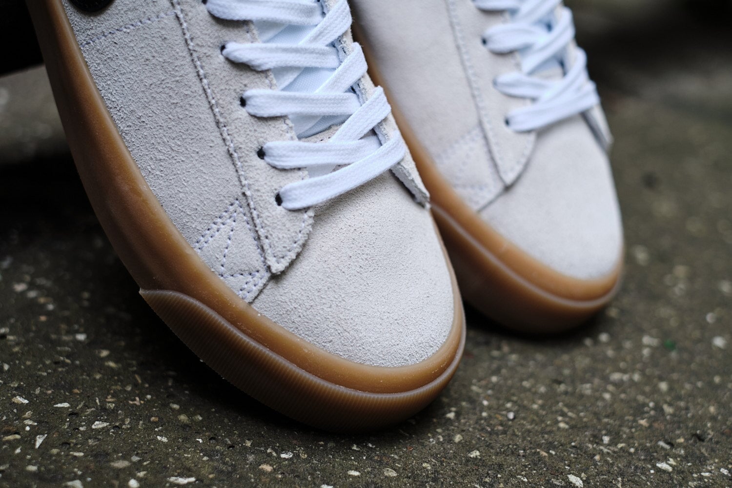 Nike SB Zoom Blazer Low Pro GT - White/Black Sneaker Nike Skateboarding