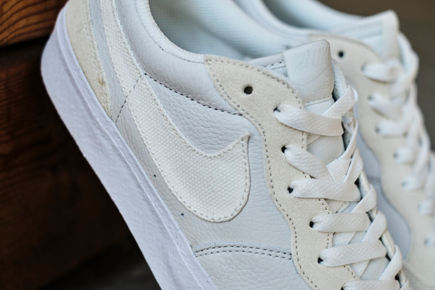 Nike SB Zoom Pogo Plus Premium - Summit White-Summit White Sneaker Nike Skateboarding