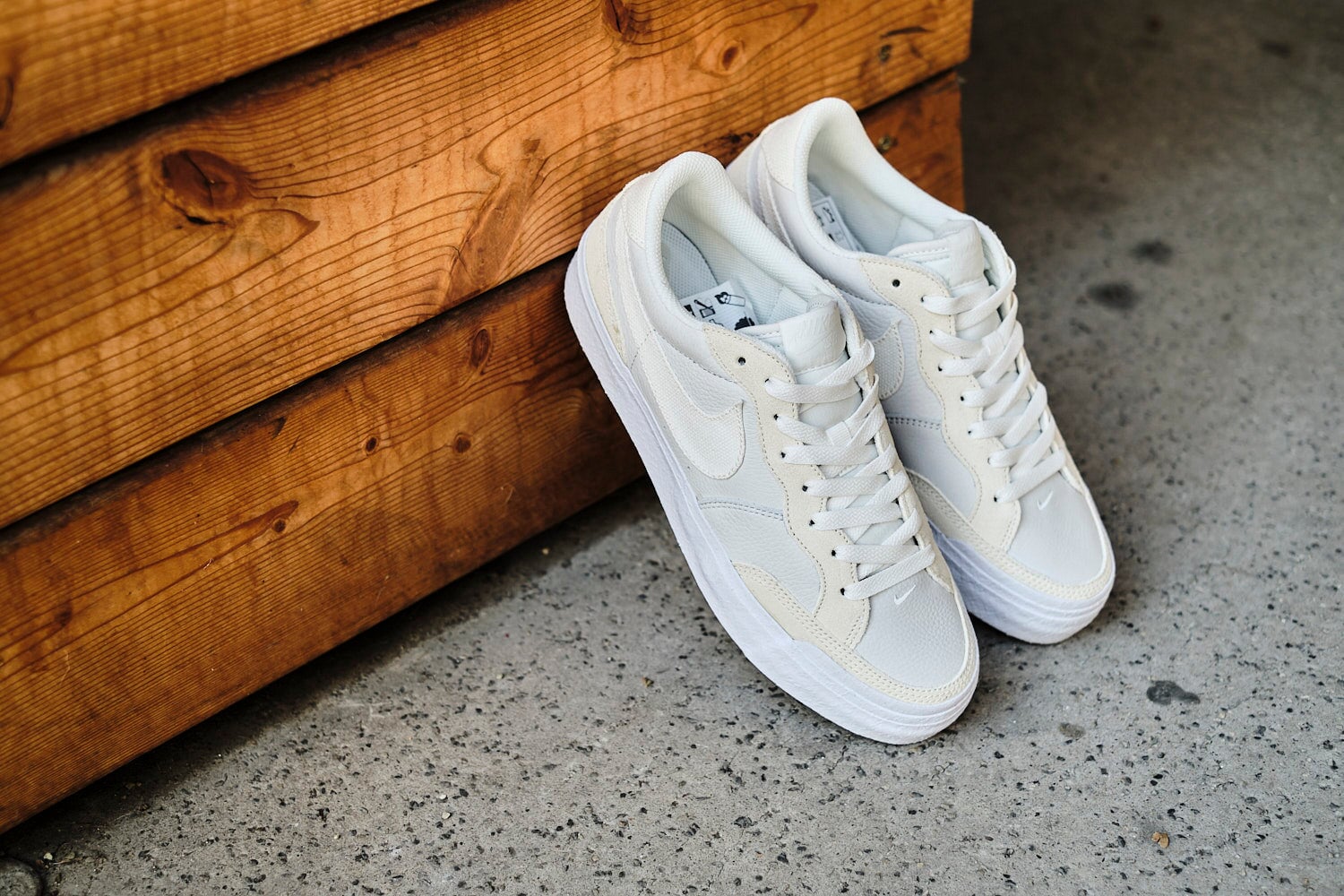 Nike SB Zoom Pogo Plus Premium - Summit White-Summit White Sneaker Nike Skateboarding