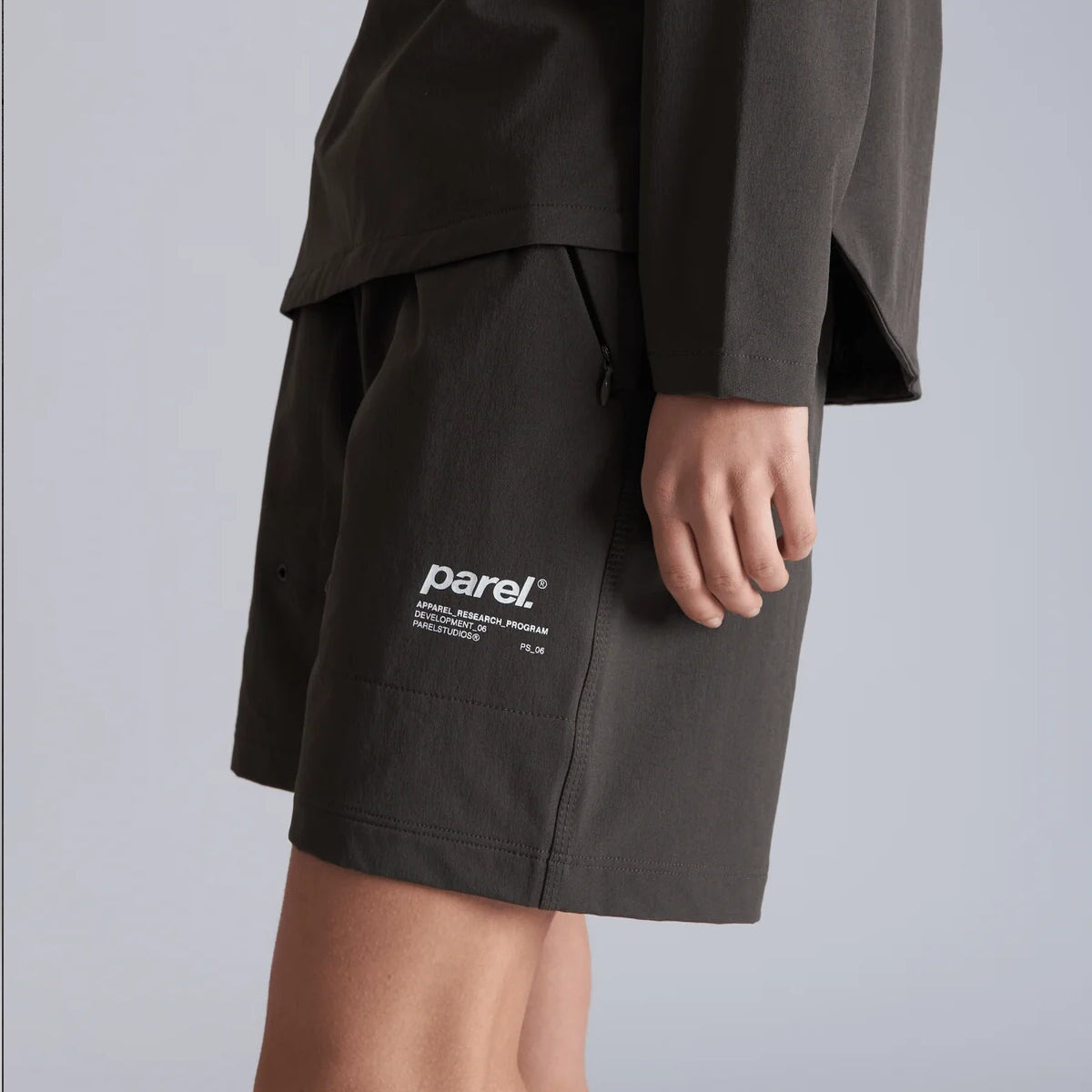 Parel Studios Saana Short - Coal Parel Studios