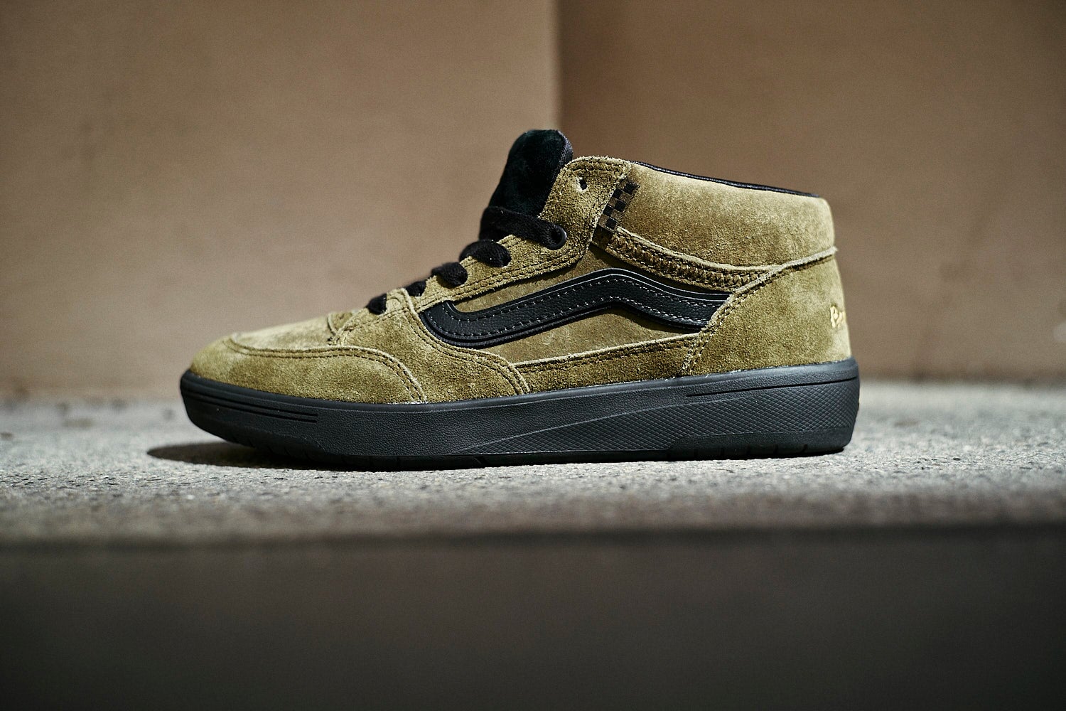 Vans Skate Zahba Mid x Beatrice Domondo Damen Skate Schuhe Sneaker Vans