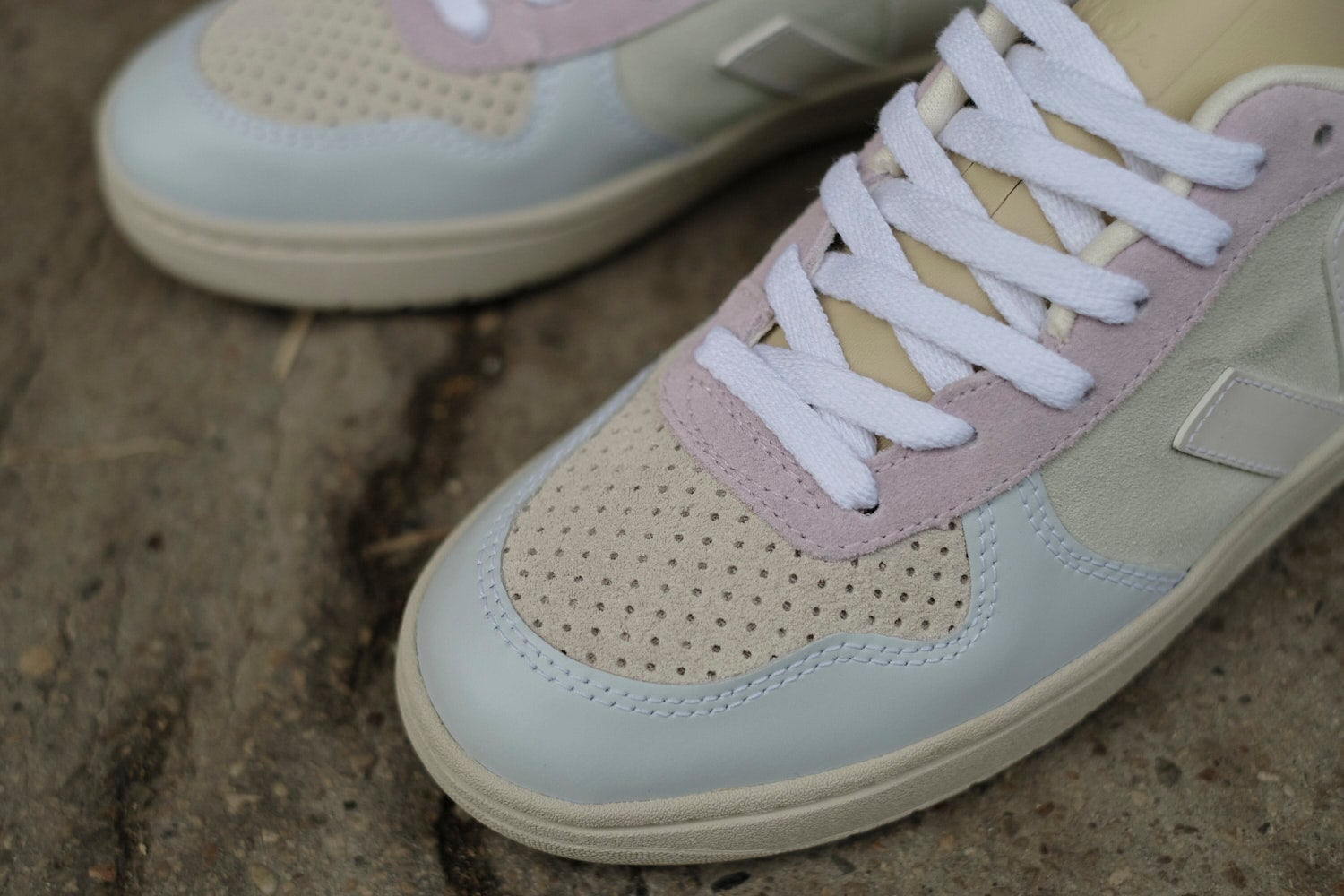 Veja V-10 Suede - Jade / White Multico Damen Sneaker Veja