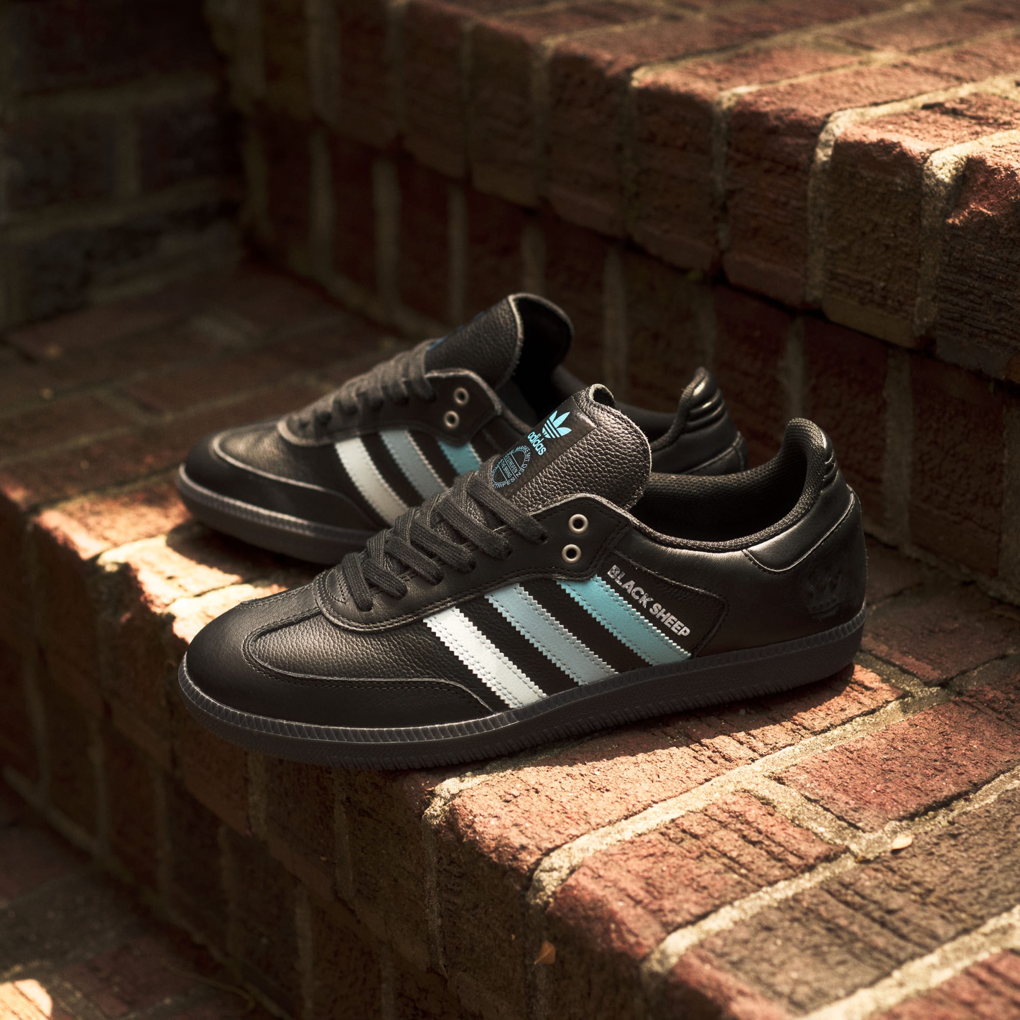 Chaussures de skate unisexe Adidas Samba ADV