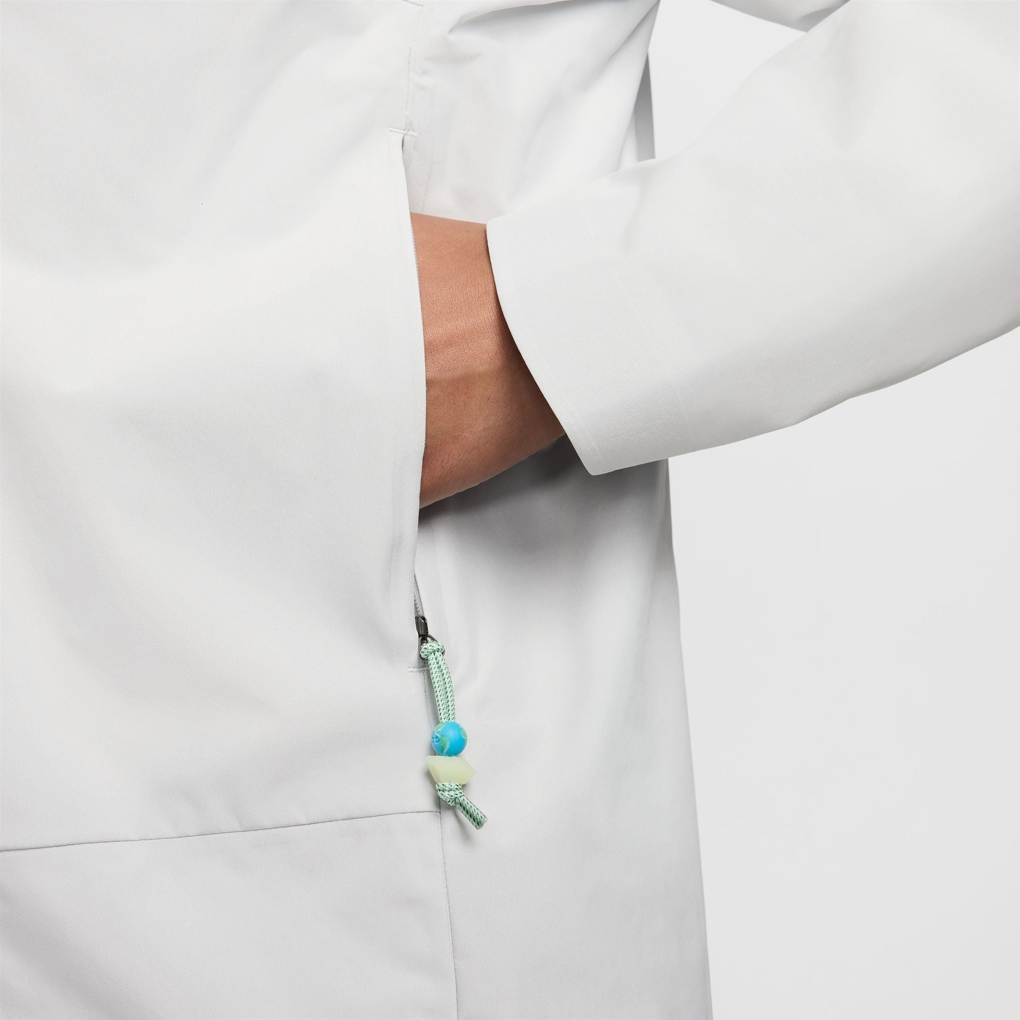 white nike rain jacket women's