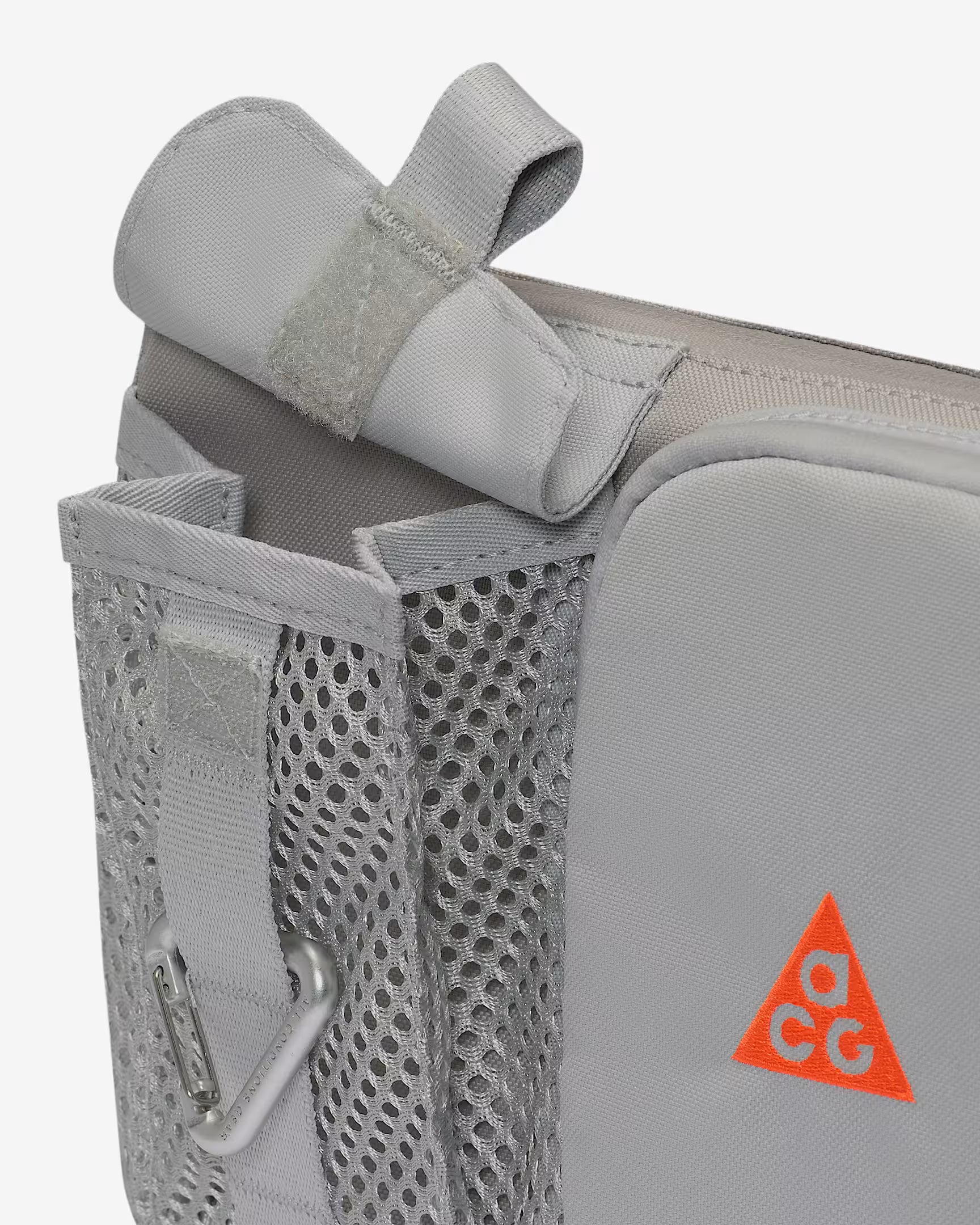 Nike ACG DAYMAX Crossbody Tasche Umhängetasche Nike ACG 