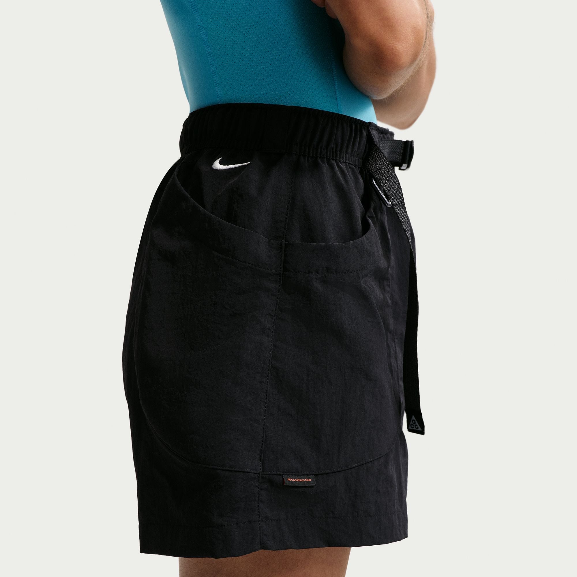 Nike ACG "Dolomiti" Short Damen Outdoor-Short Nike ACG 