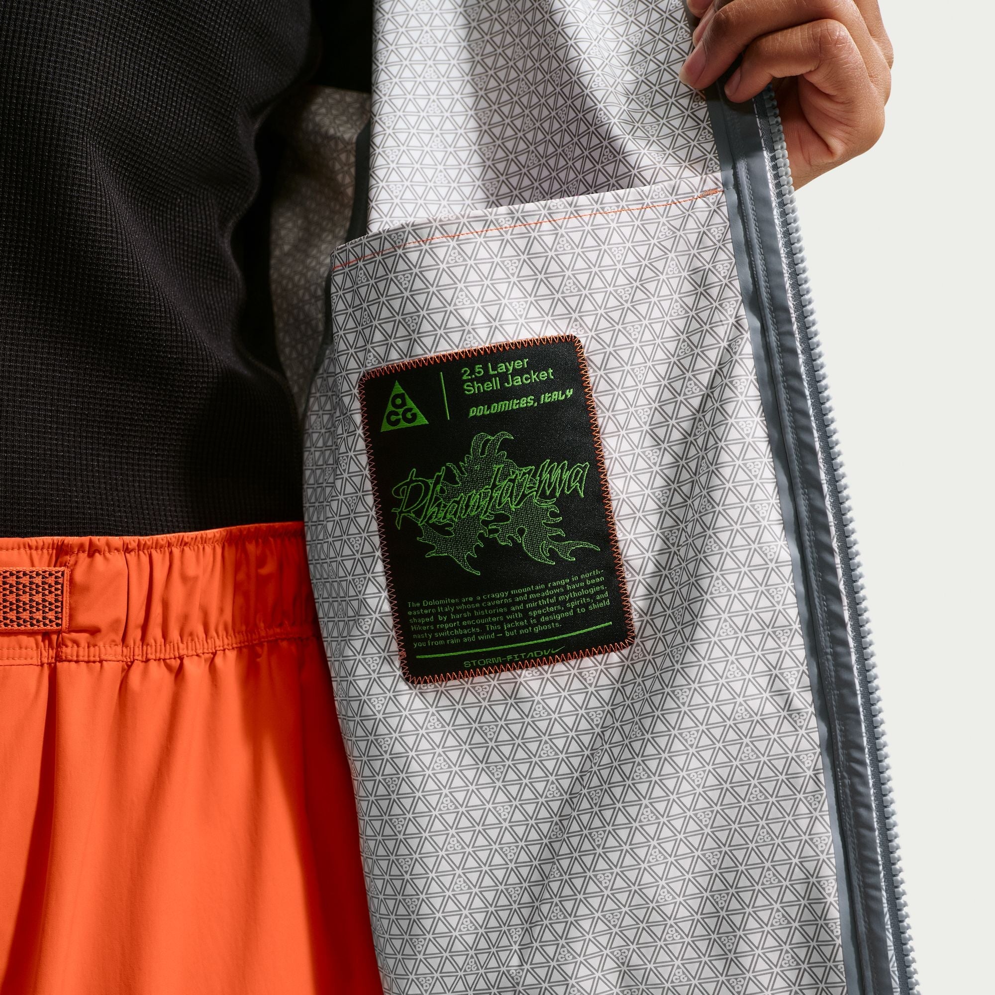 Nike ACG "Phantazma"Storm-FIT ADV Jacke Damen Regenjacke Nike ACG 