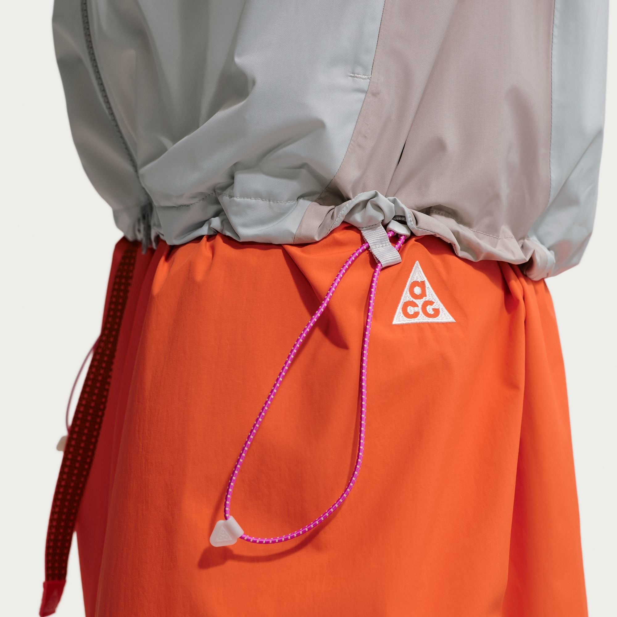 Nike ACG "Phantazma"Storm-FIT ADV Jacke Damen Regenjacke Nike ACG 