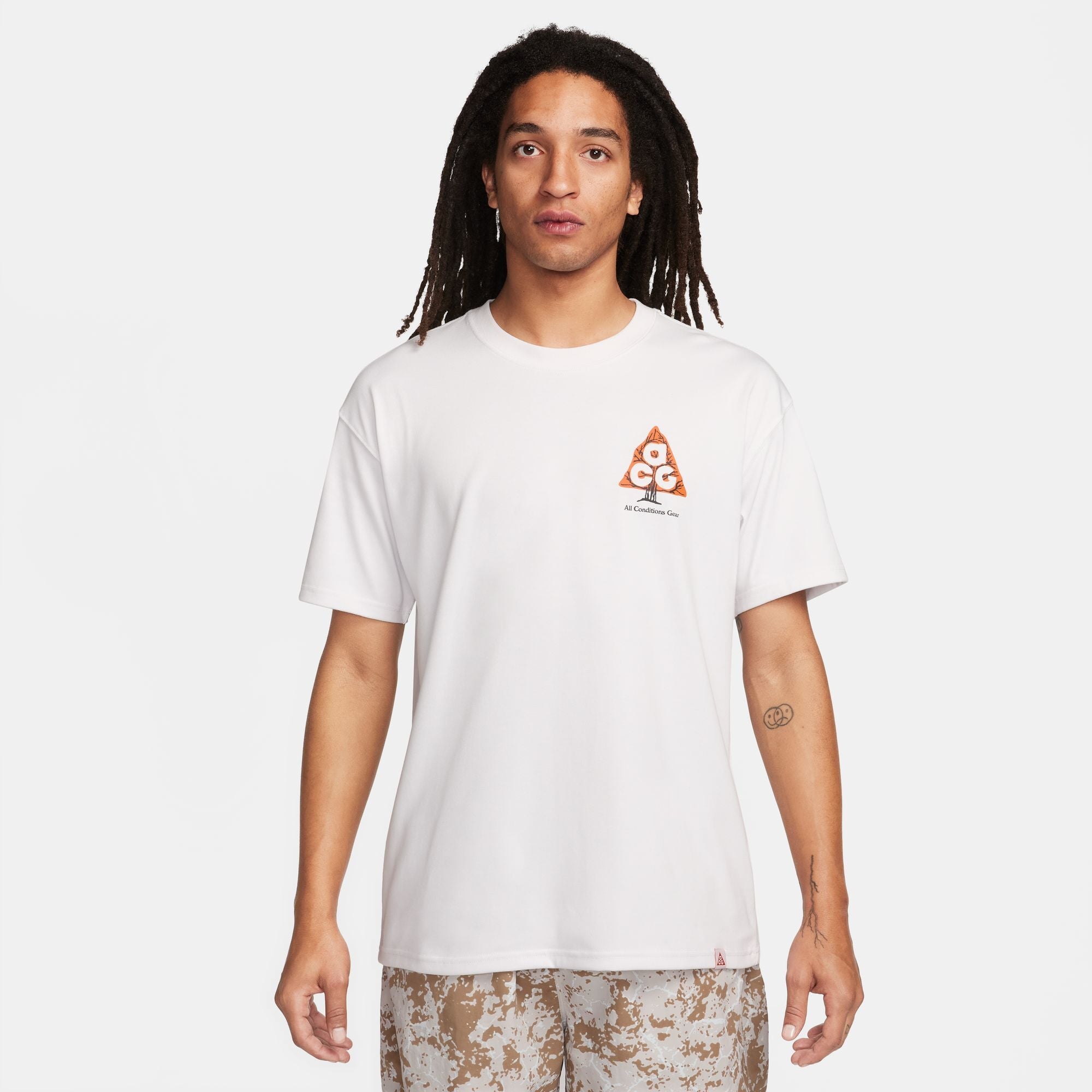 Acg nike t shirt best sale