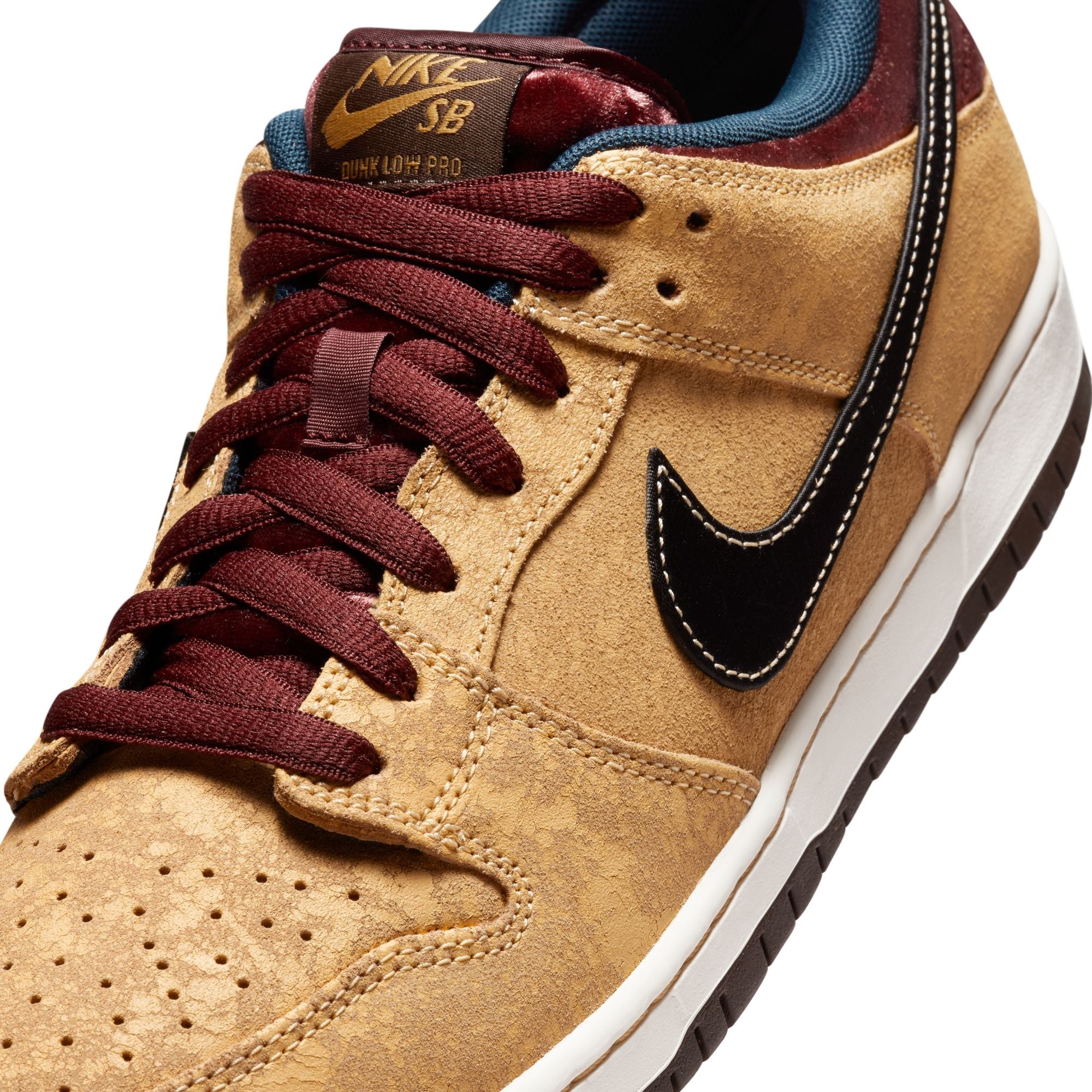 Nike SB Dunk Low City of Cinema Schuhe Skate-Sneakers Nike Skateboarding 