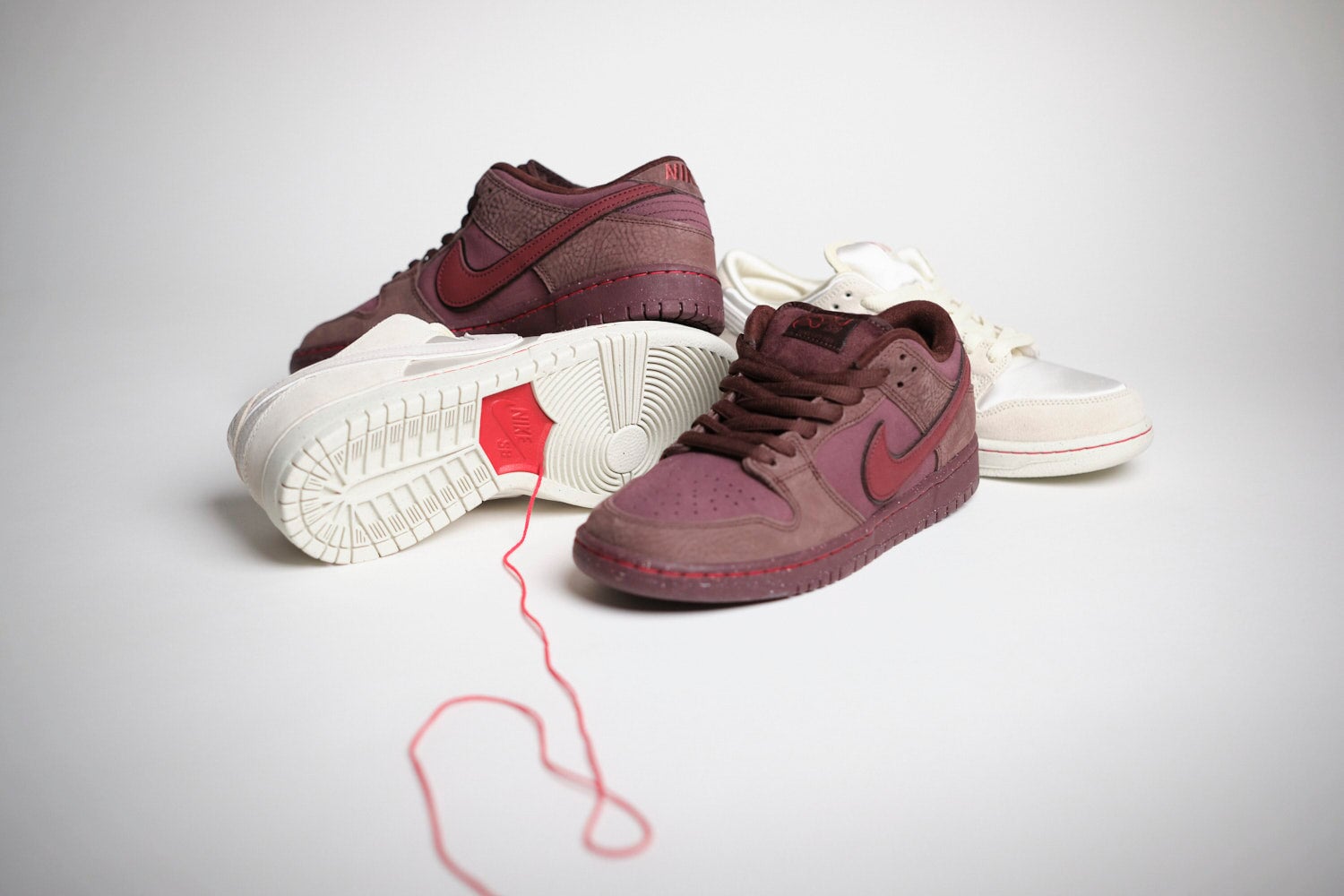 Maroon nike skate shoes best sale