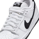 Nike SB Dunk Low White Black 2025 Skate Schuhe Skate-Sneakers Nike Skateboarding 