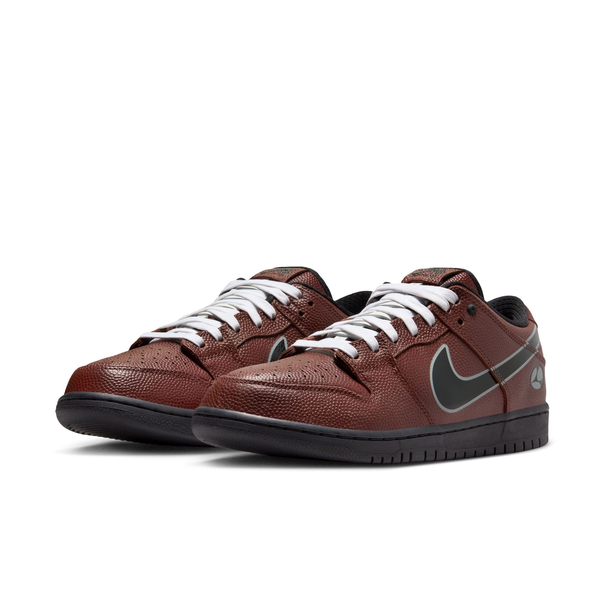 靴 Nike Dunk SB Low Limosine Skateboards Nike SB Dunk Low x Limosine Skateboards Skate Shoes Unisex