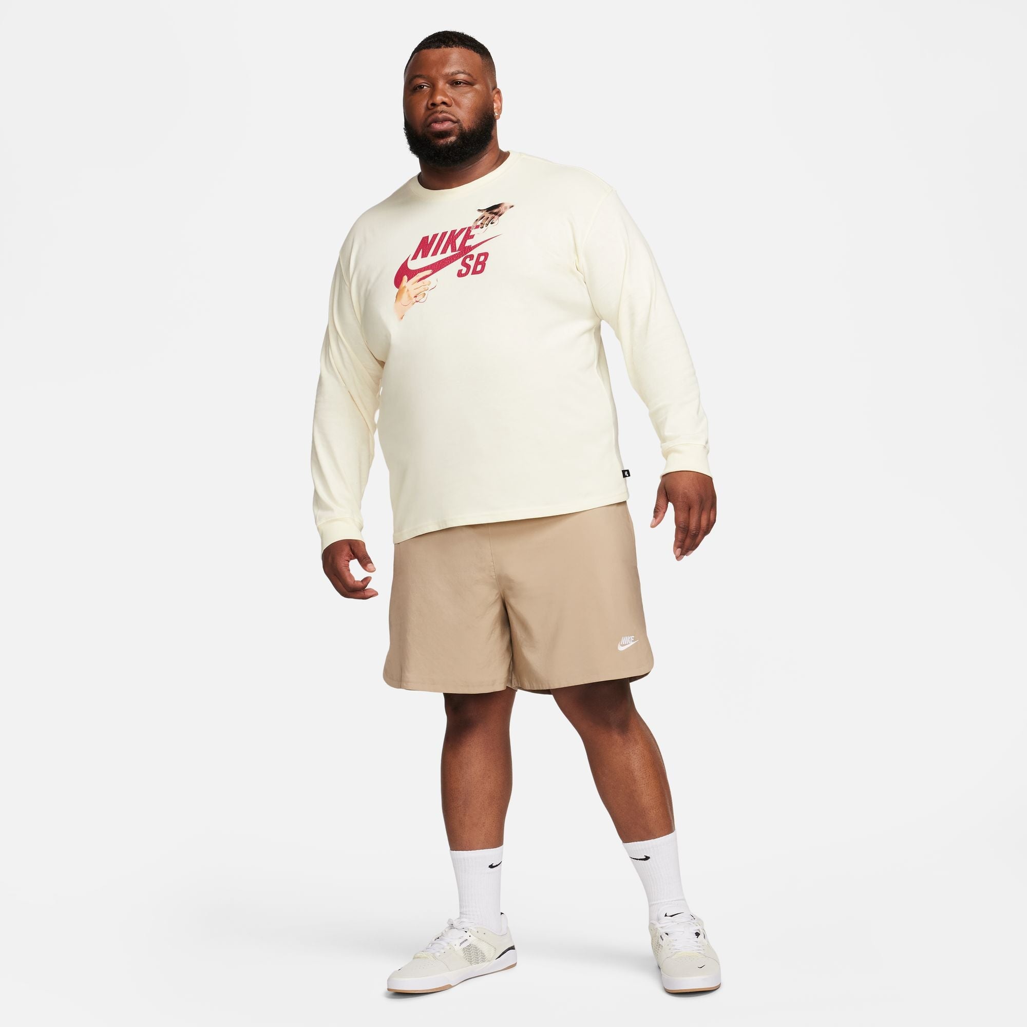 Nike SB Long Sleeve "City of Love" Shirt Herren Langarm-Shirt Nike Skateboarding 