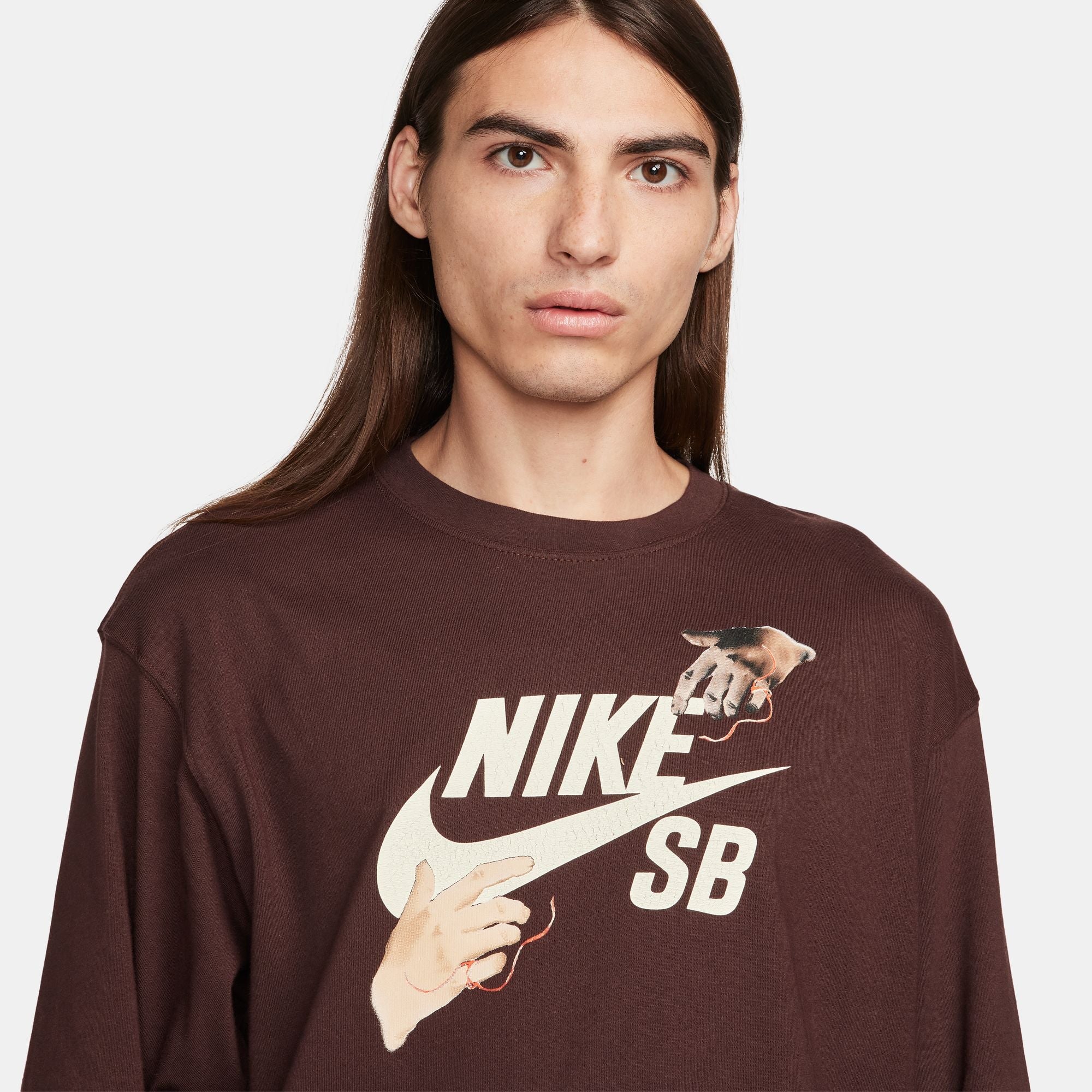 Nike SB Long Sleeve "City of Love" Shirt Herren Langarm-Shirt Nike Skateboarding 