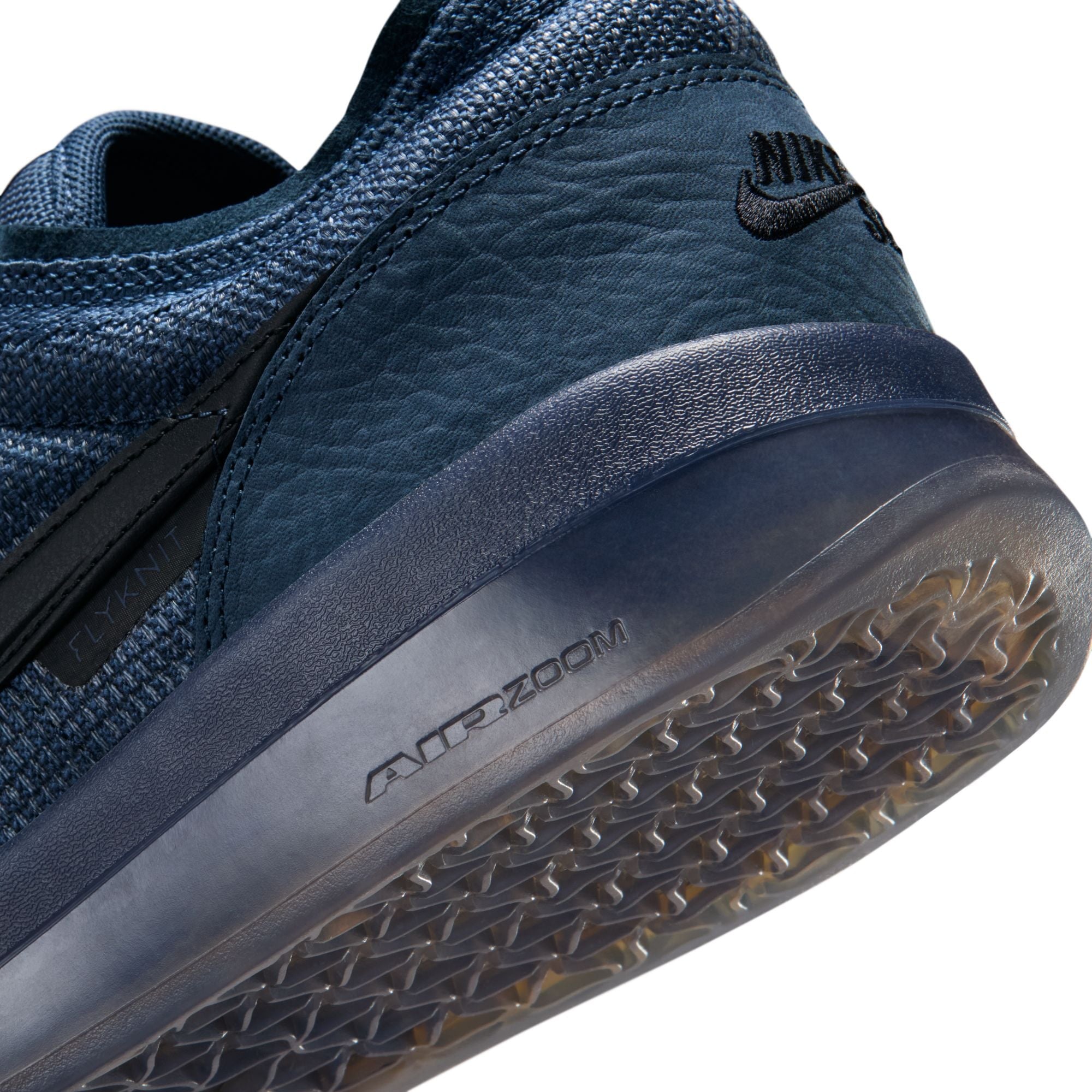 premier skate nike sb