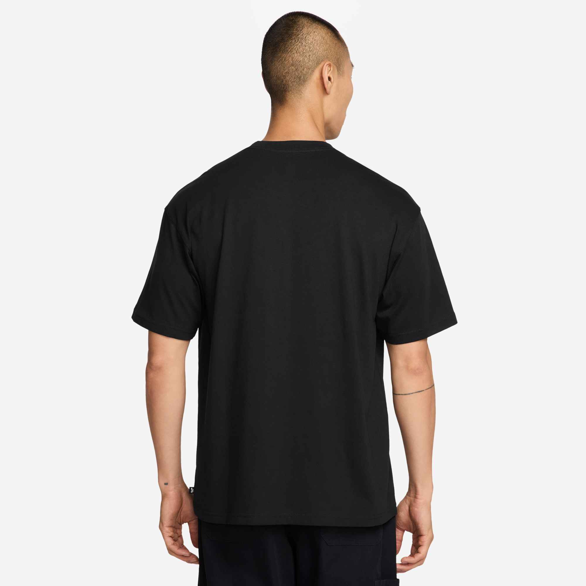 U Nk SB Tee Lse My Friends Black Bild 2