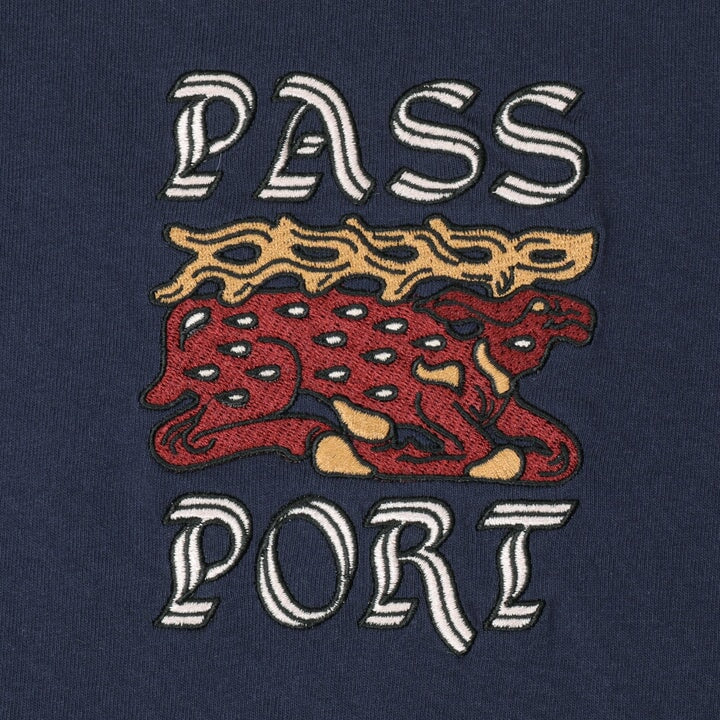 Pass~Port Antler T-Shirt Herren T-Shirt Passport Skateboards 