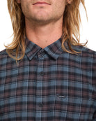 Caden Plaid LS Raisin Bild 4